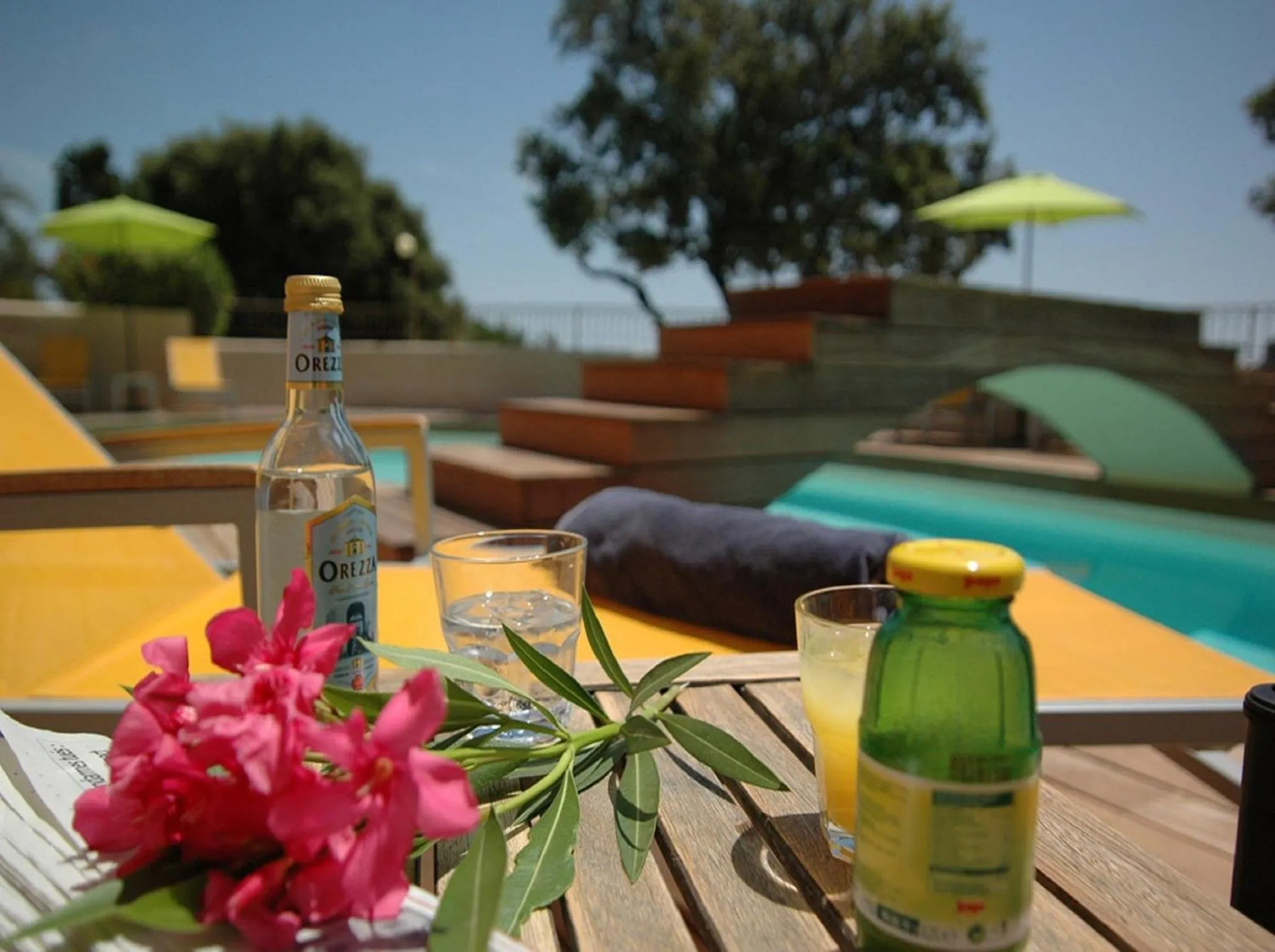 Property building in Bungalows Du Maquis