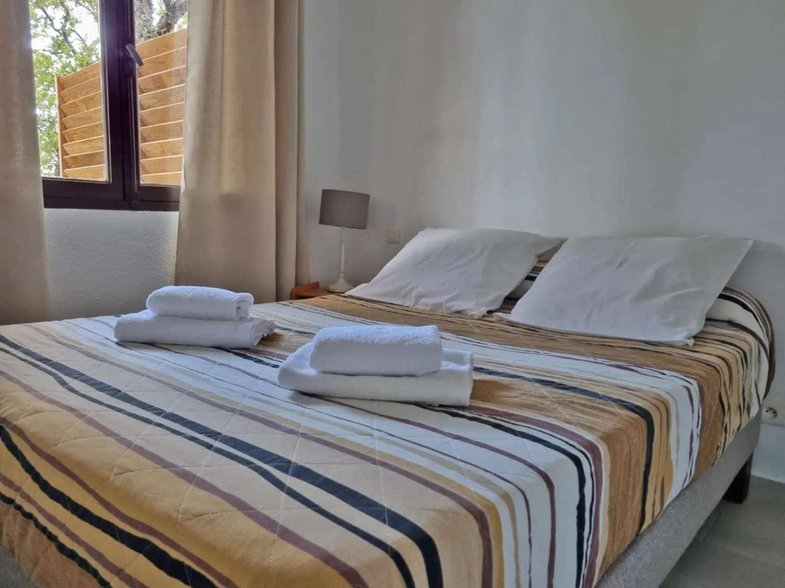 Bed in Bungalows Du Maquis