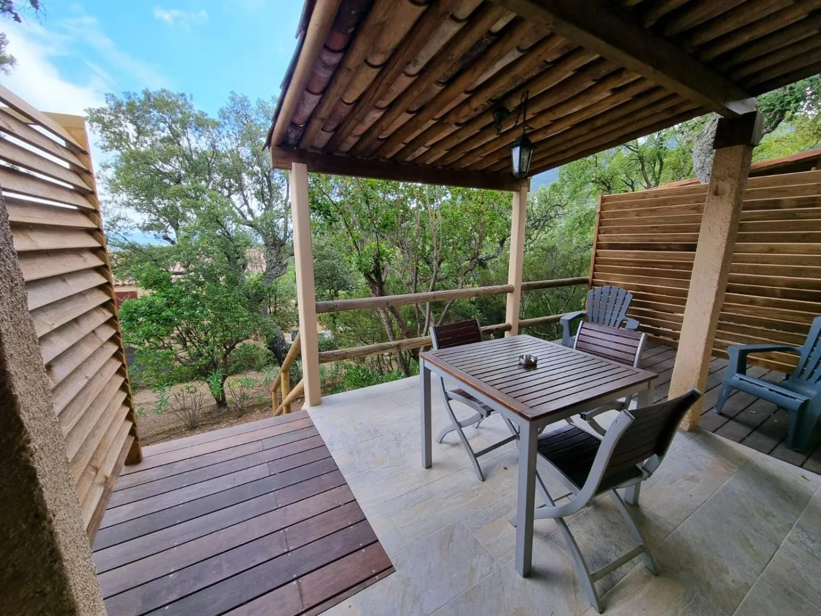 Patio in Bungalows Du Maquis