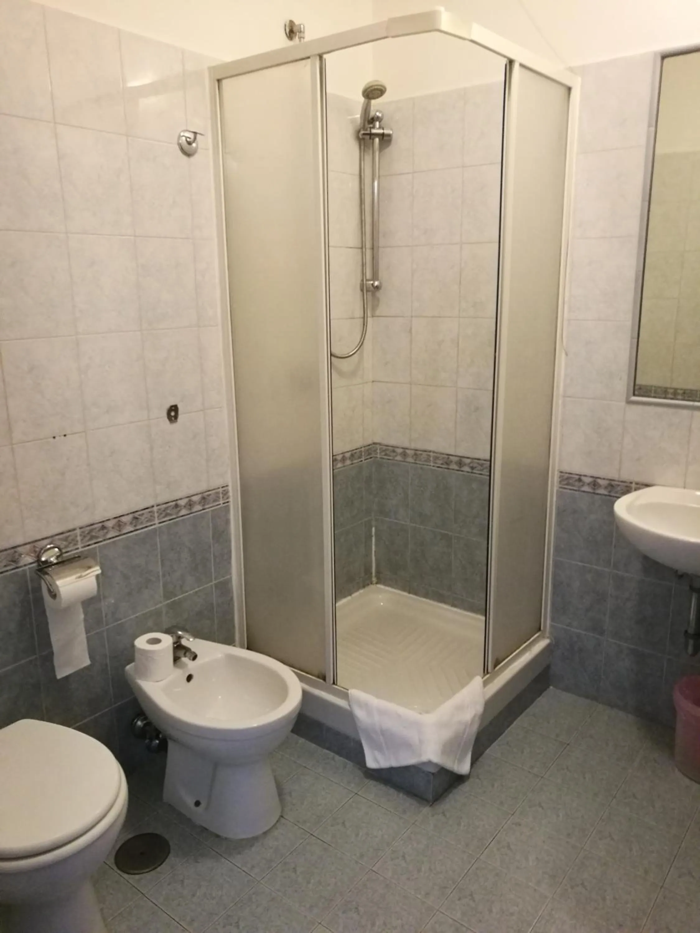 Toilet in Palma Residences In Rome