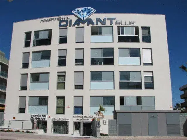 Facade/entrance in Aparthotel Diamant Blue Facade/entrance in Aparthotel Diamant Blue