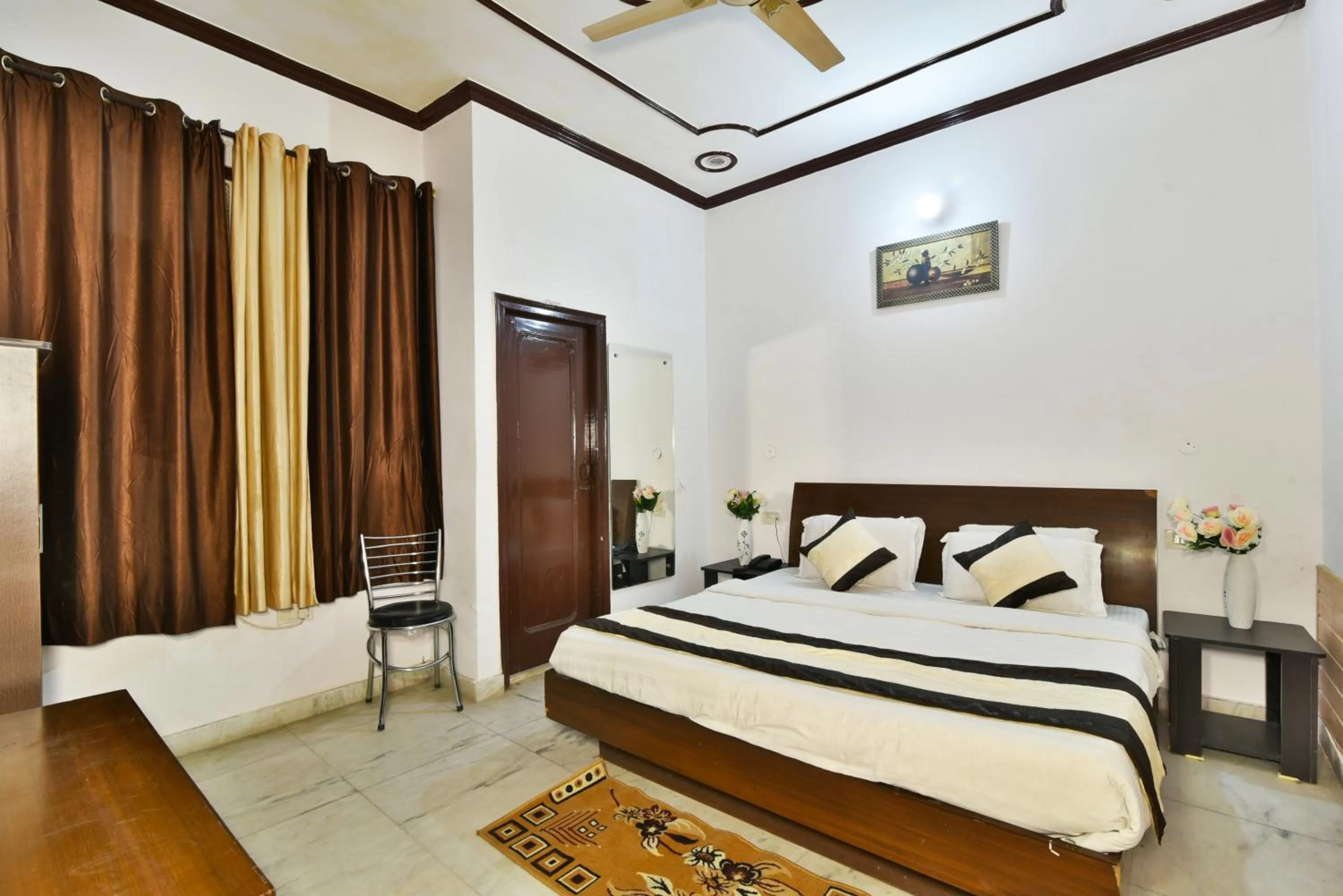 Hotel Sai Sham