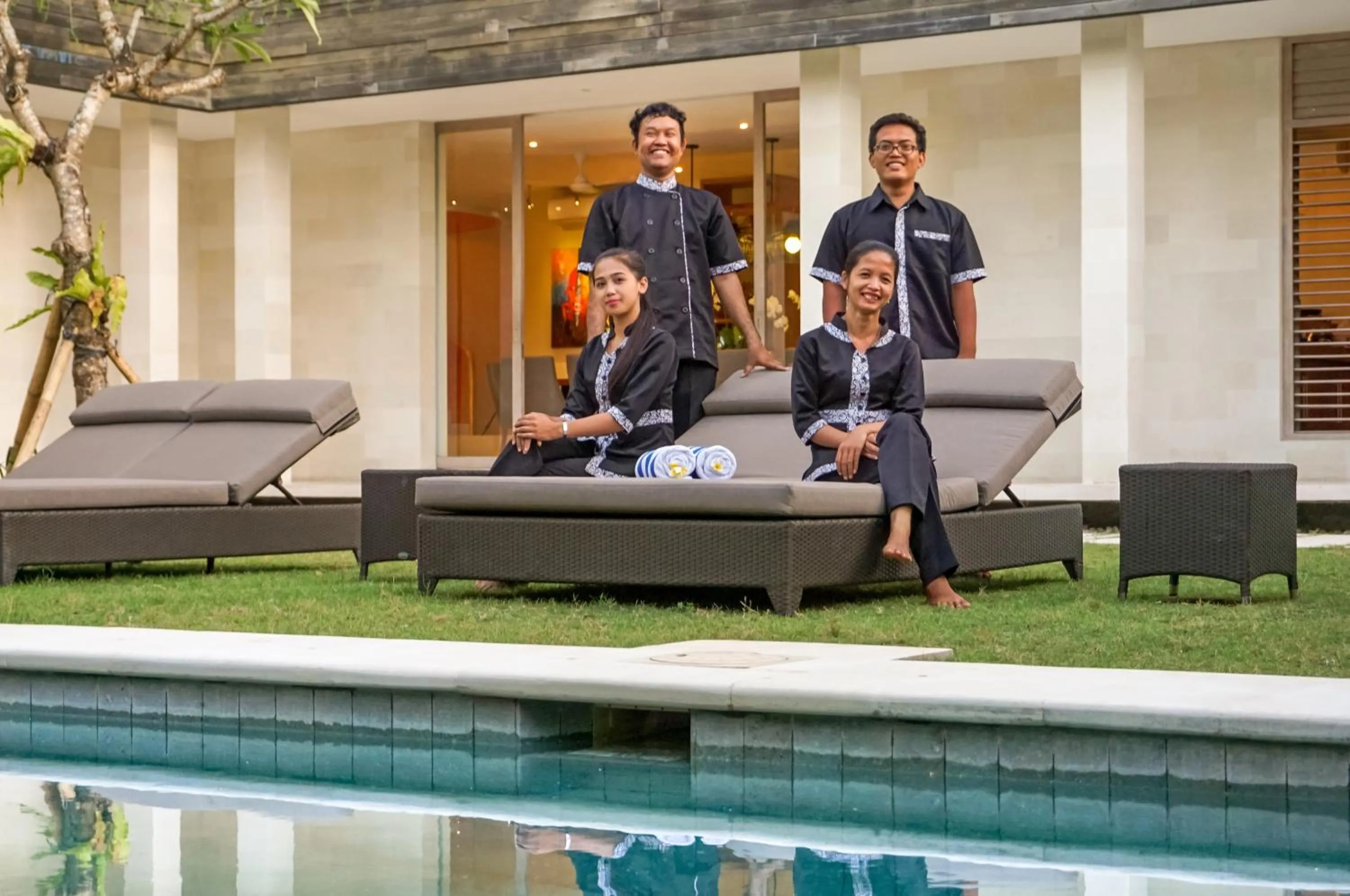 Staff in Villa Seriska Jimbaran