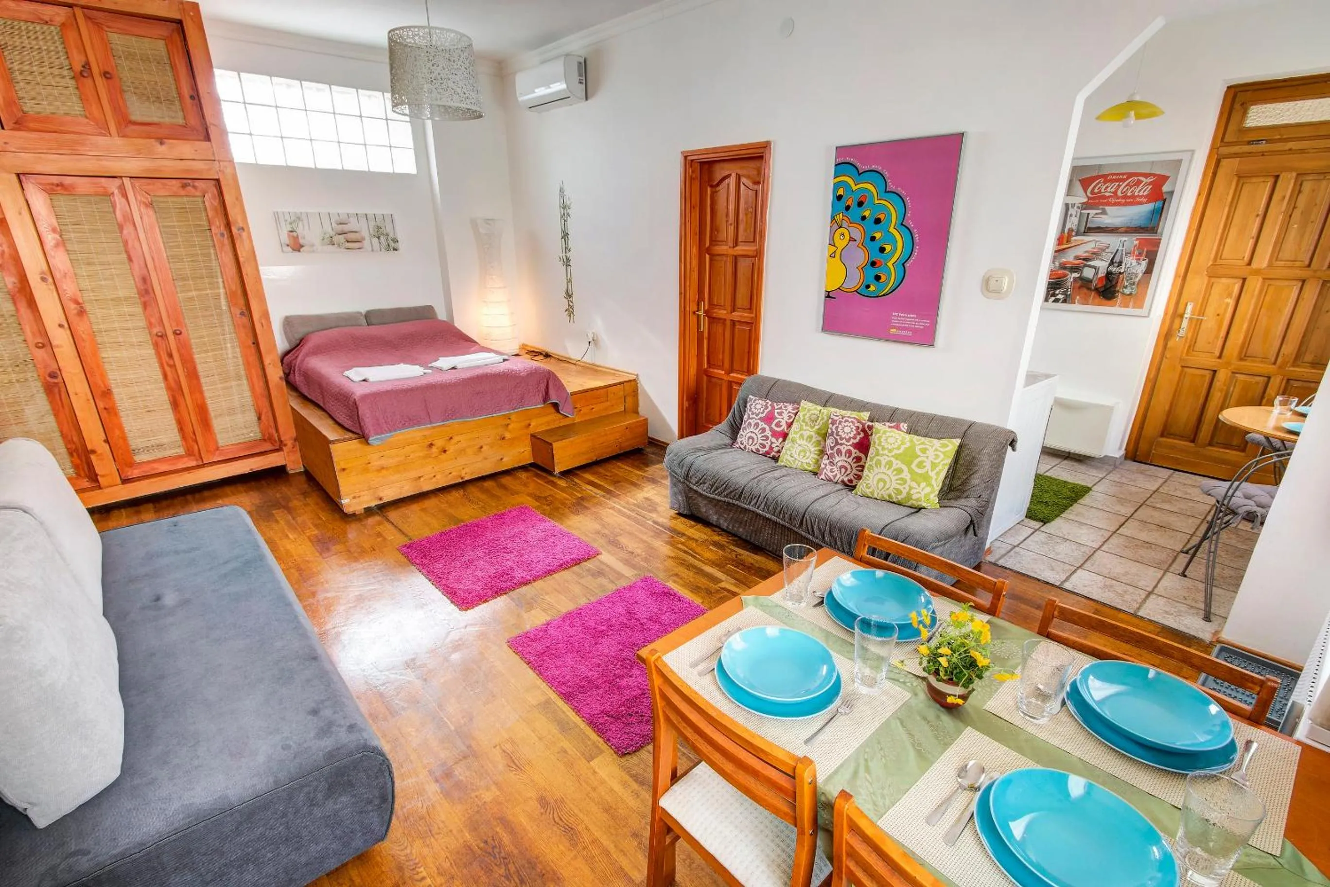 Apartment near the Heroes Square