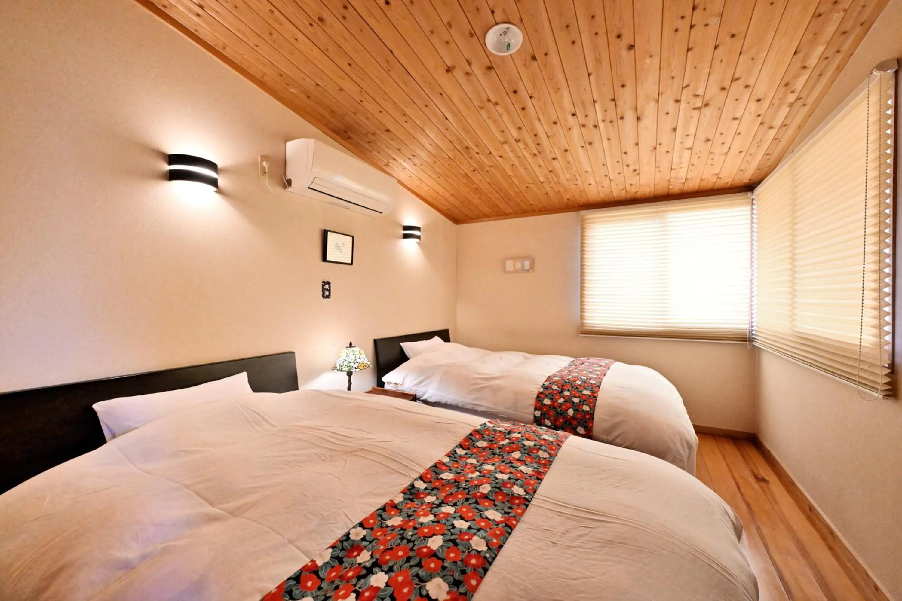 Bedroom, Bed in Shikinosato Hanamura