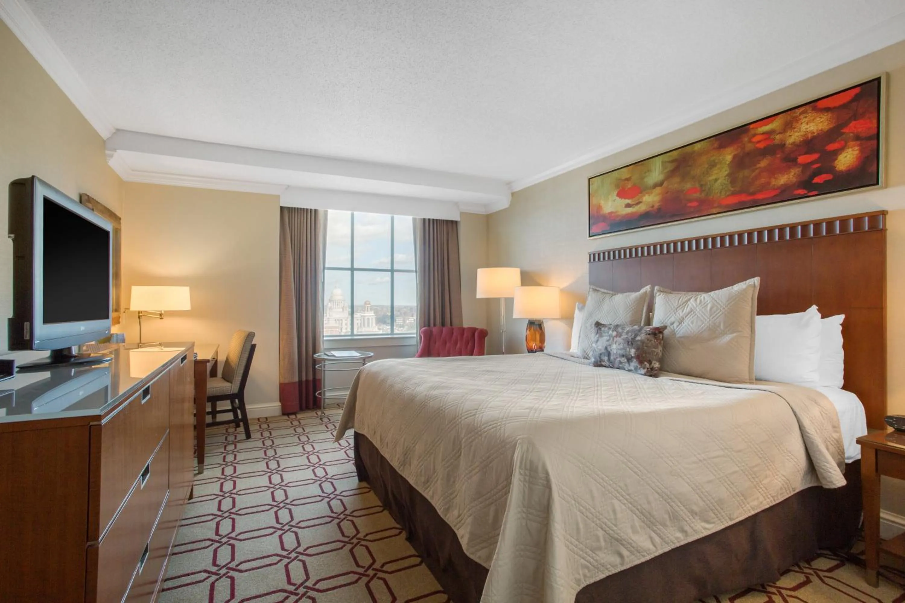 Premier Room – 1 King Bed in Omni Providence