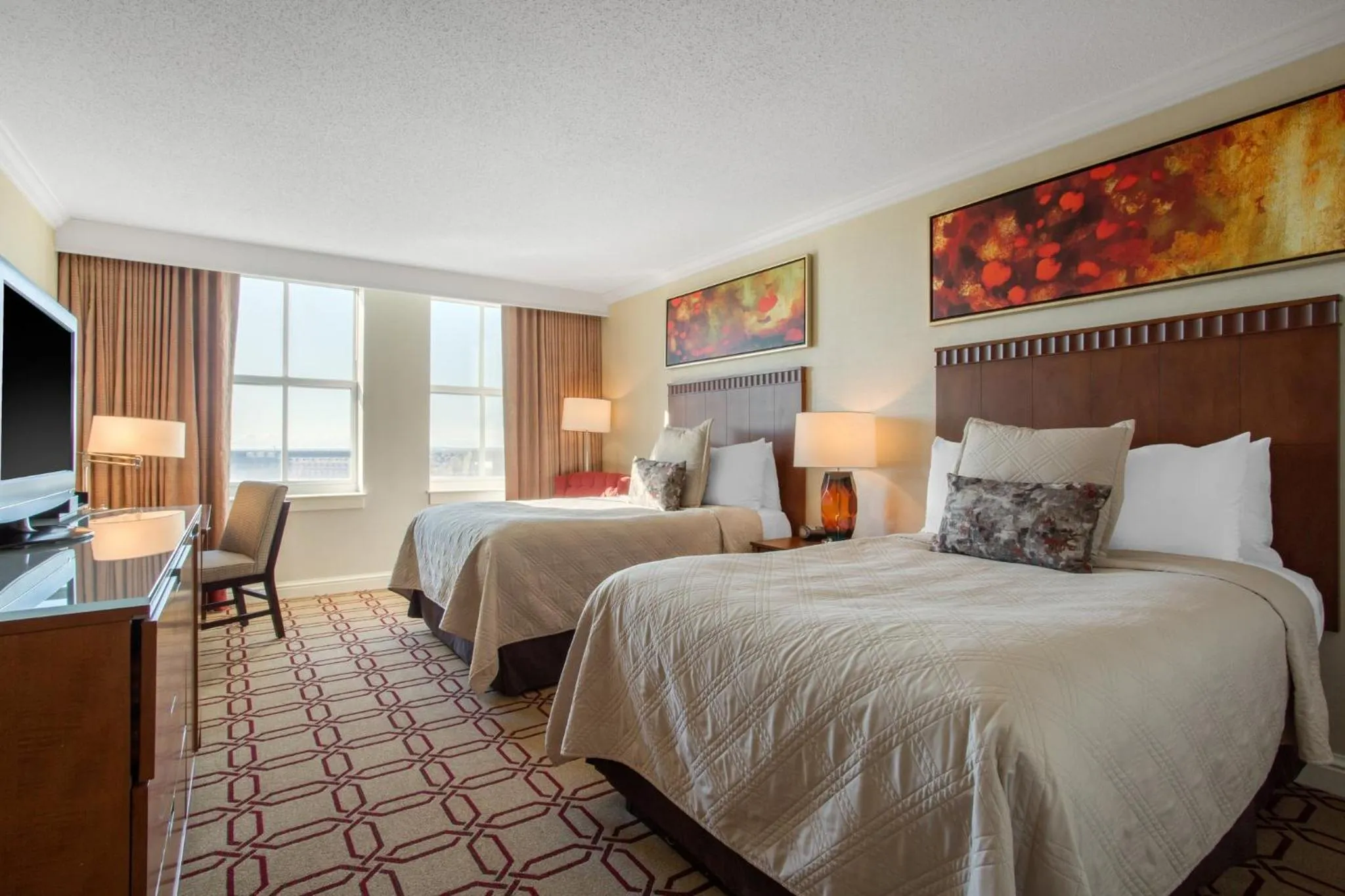 Photo of the whole room, Bed in Omni Providence