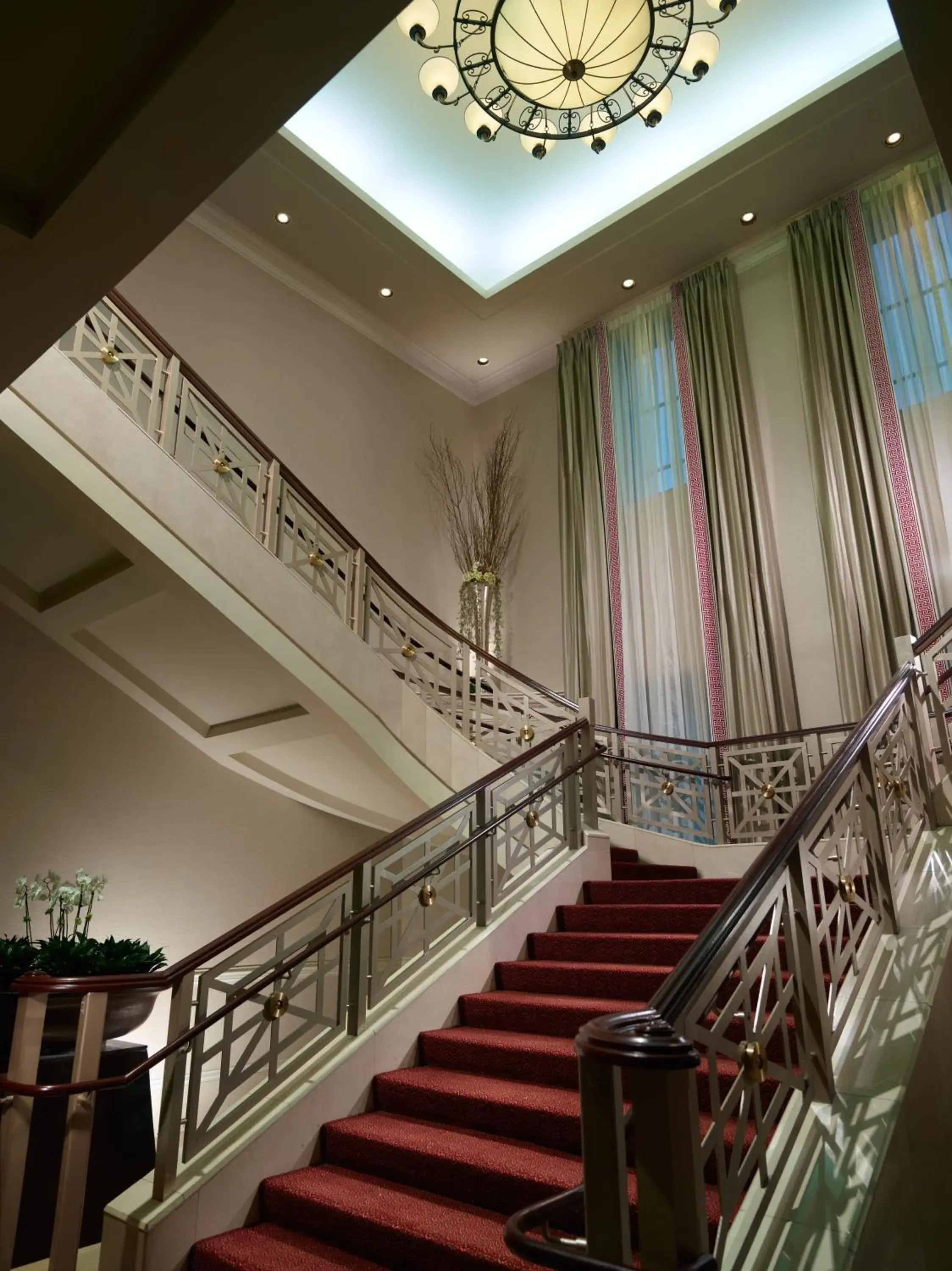 Lobby or reception in Omni Providence Lobby or reception in Omni Providence