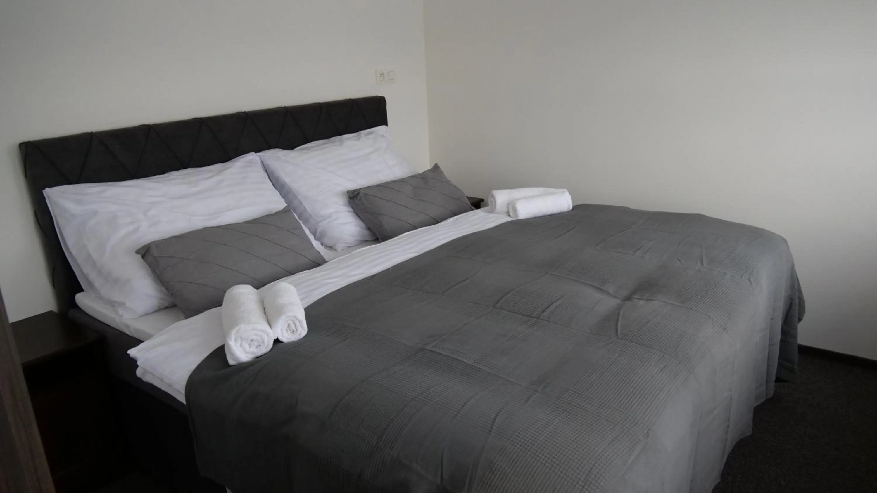 Bedroom, Bed in Botel Gracia