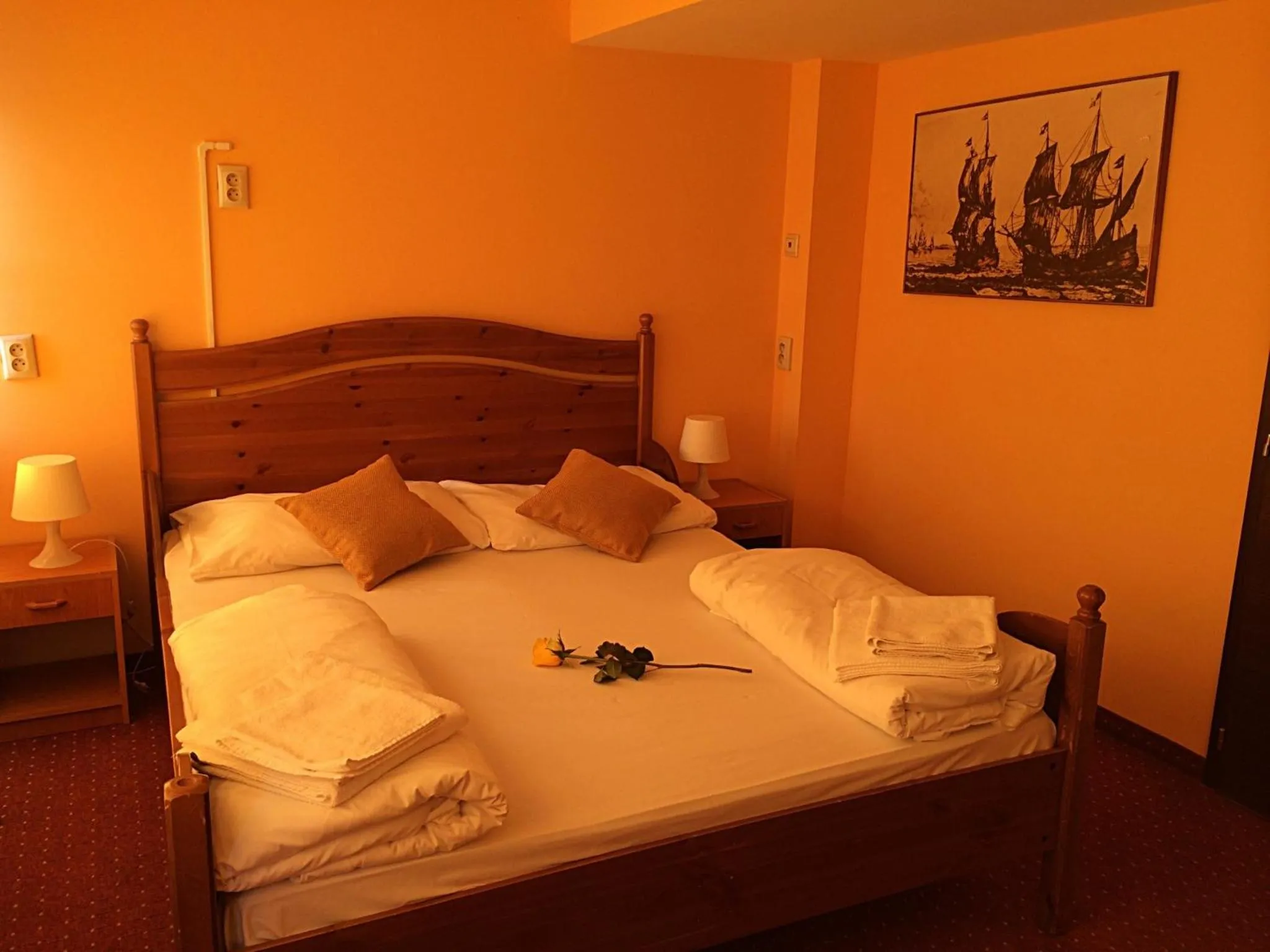 Bedroom, Bed in Botel Gracia