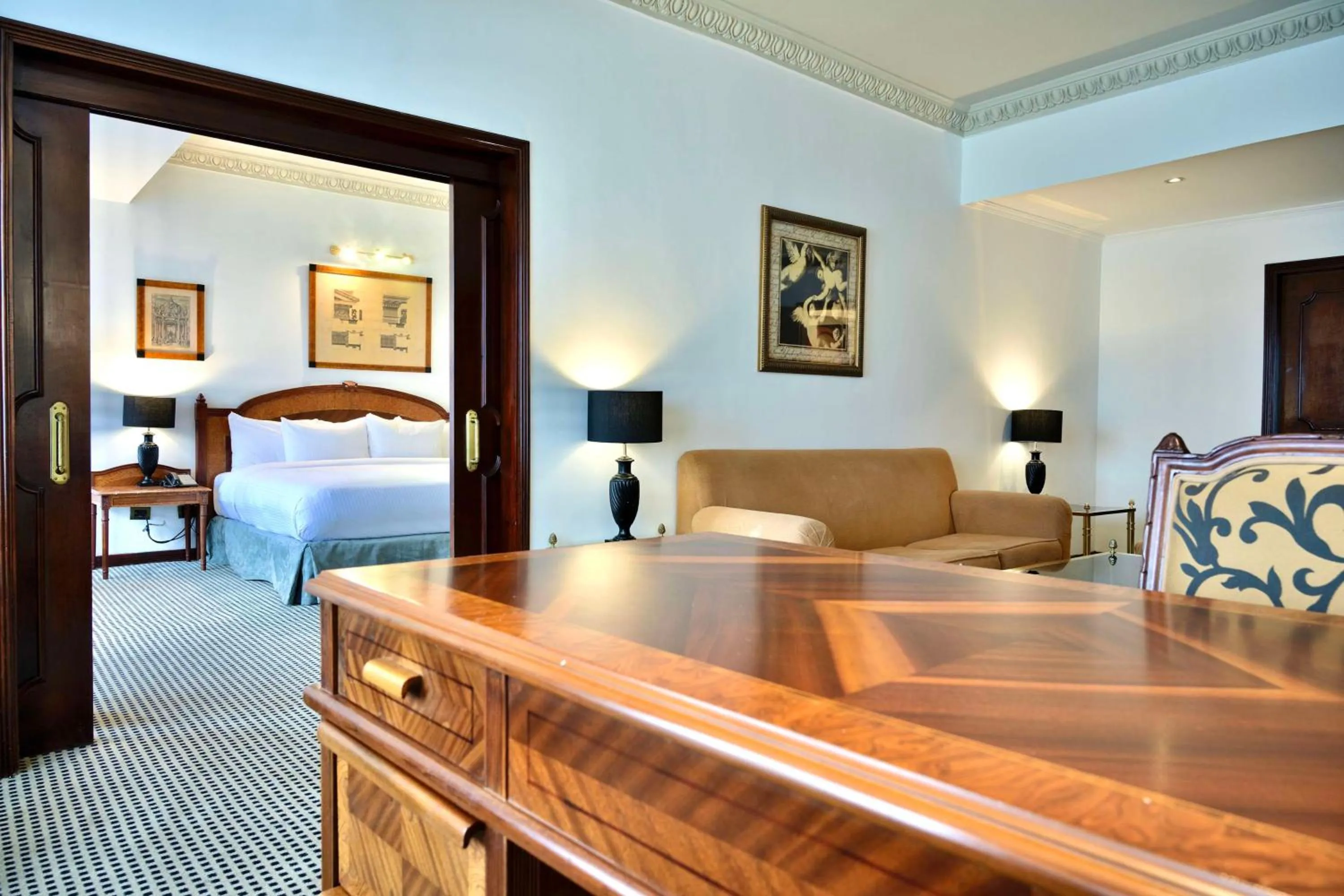 Photo of the whole room, Bed in Meliá Caracas