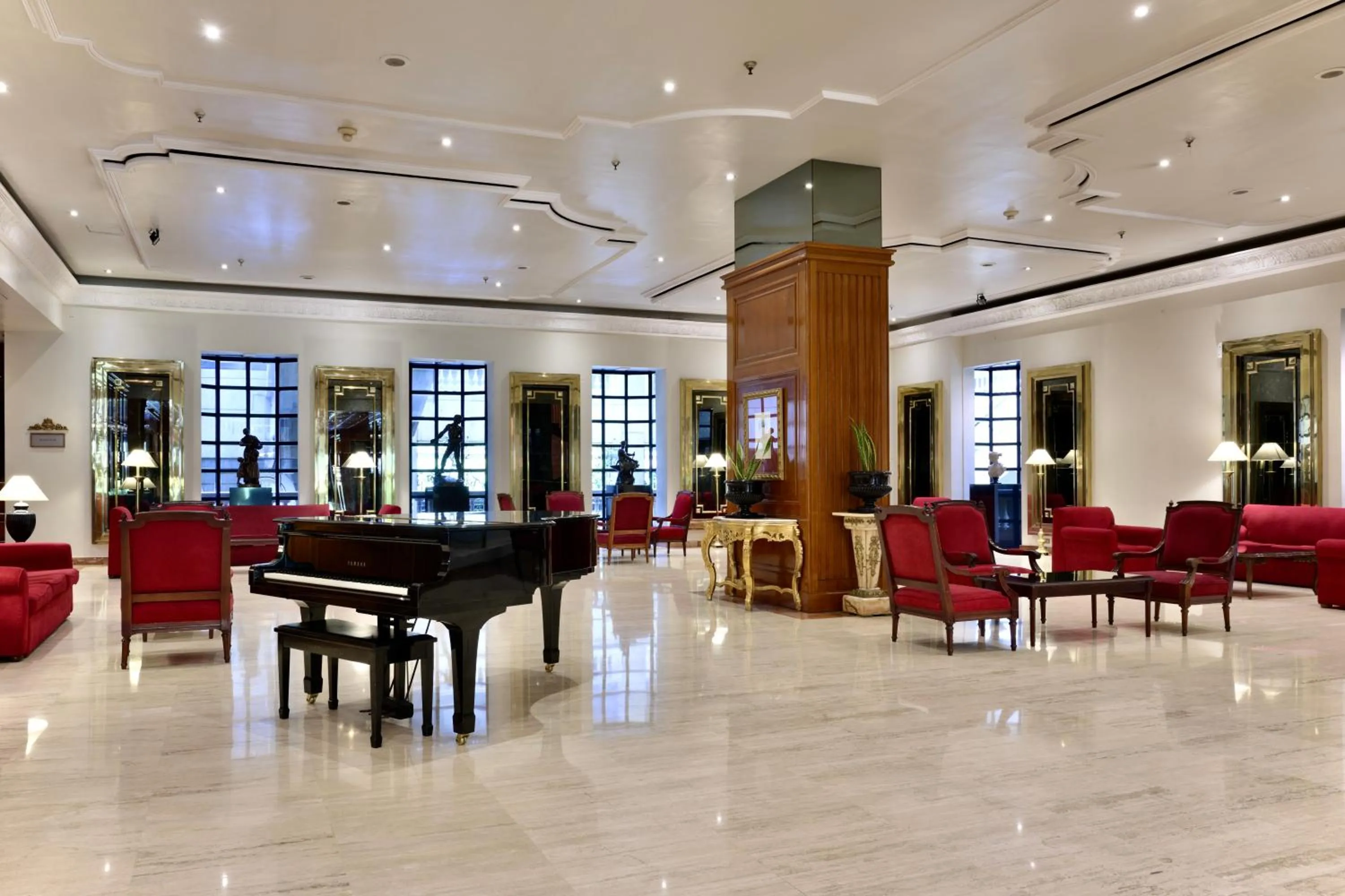 Seating area in Meliá Caracas