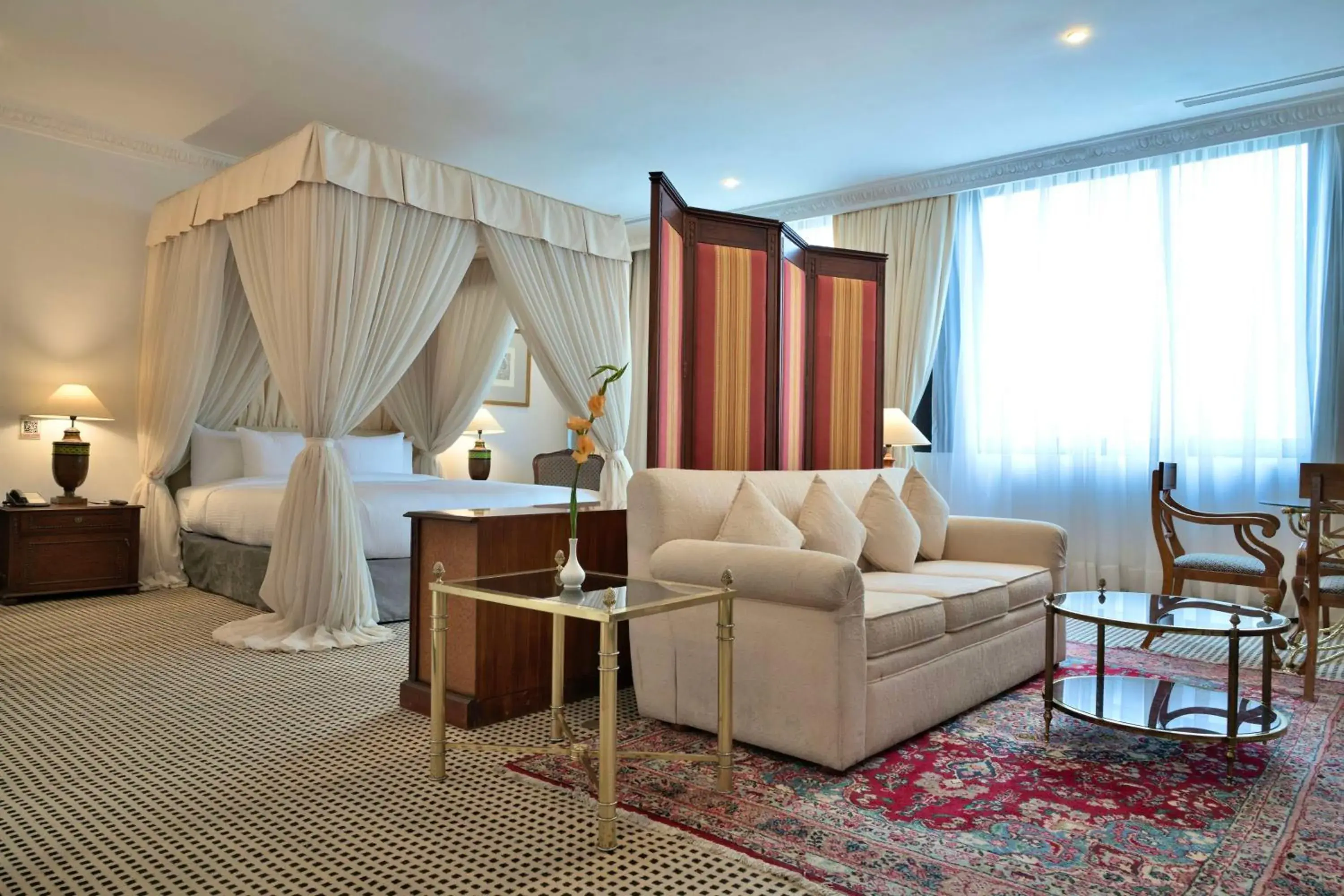 Photo of the whole room, Bed in Meliá Caracas Photo of the whole room, Bed in Meliá Caracas