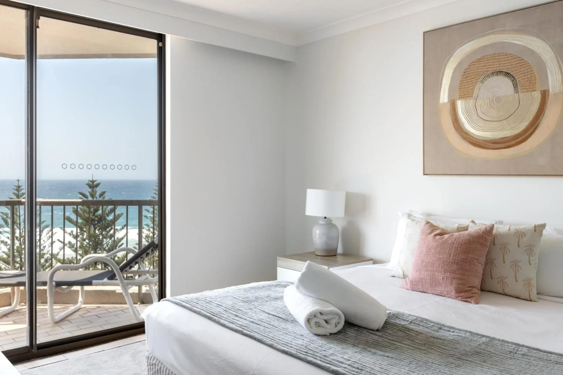 Bed in Columbia Beachfront Apartments on Rainbow Bay