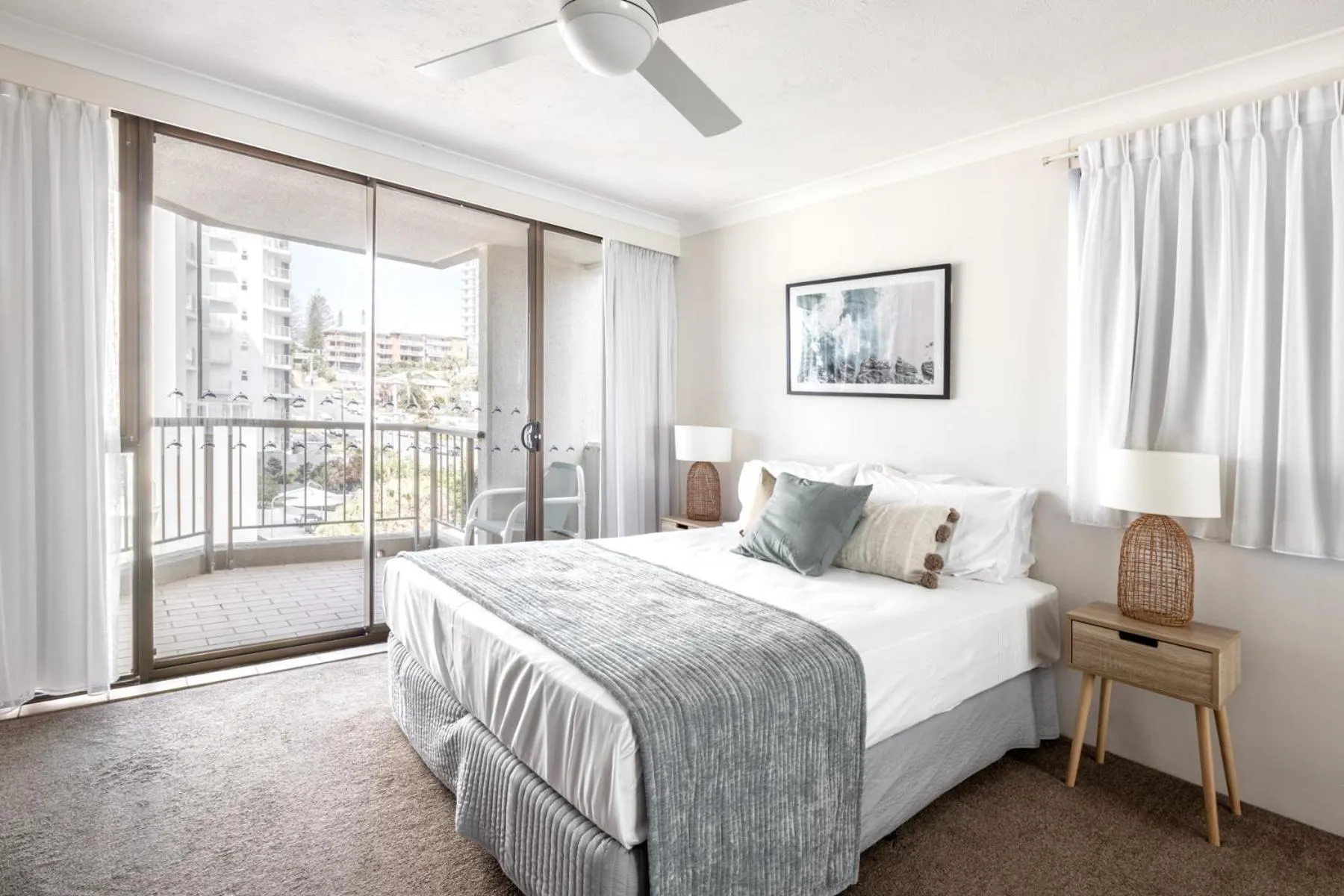 Bed in Columbia Beachfront Apartments on Rainbow Bay