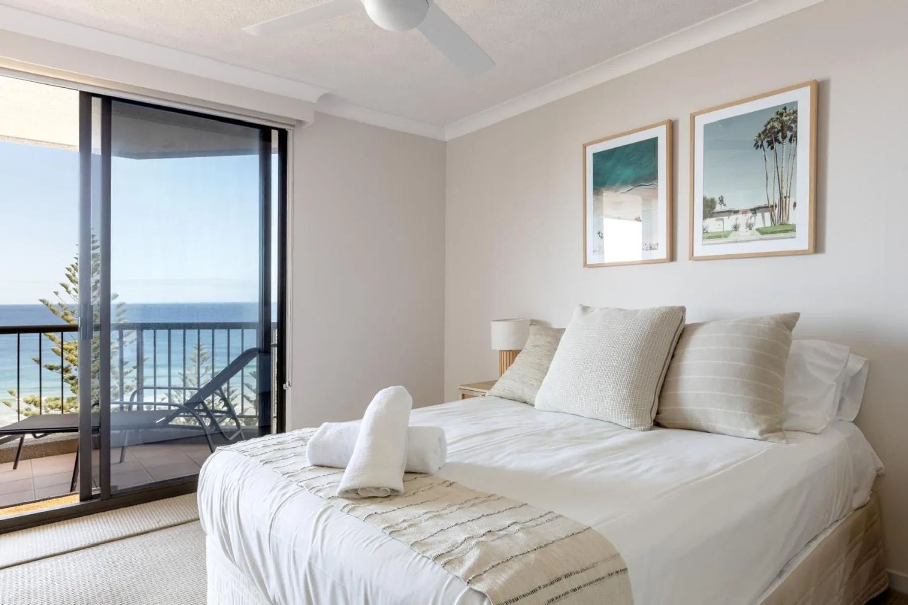 Bed in Columbia Beachfront Apartments on Rainbow Bay