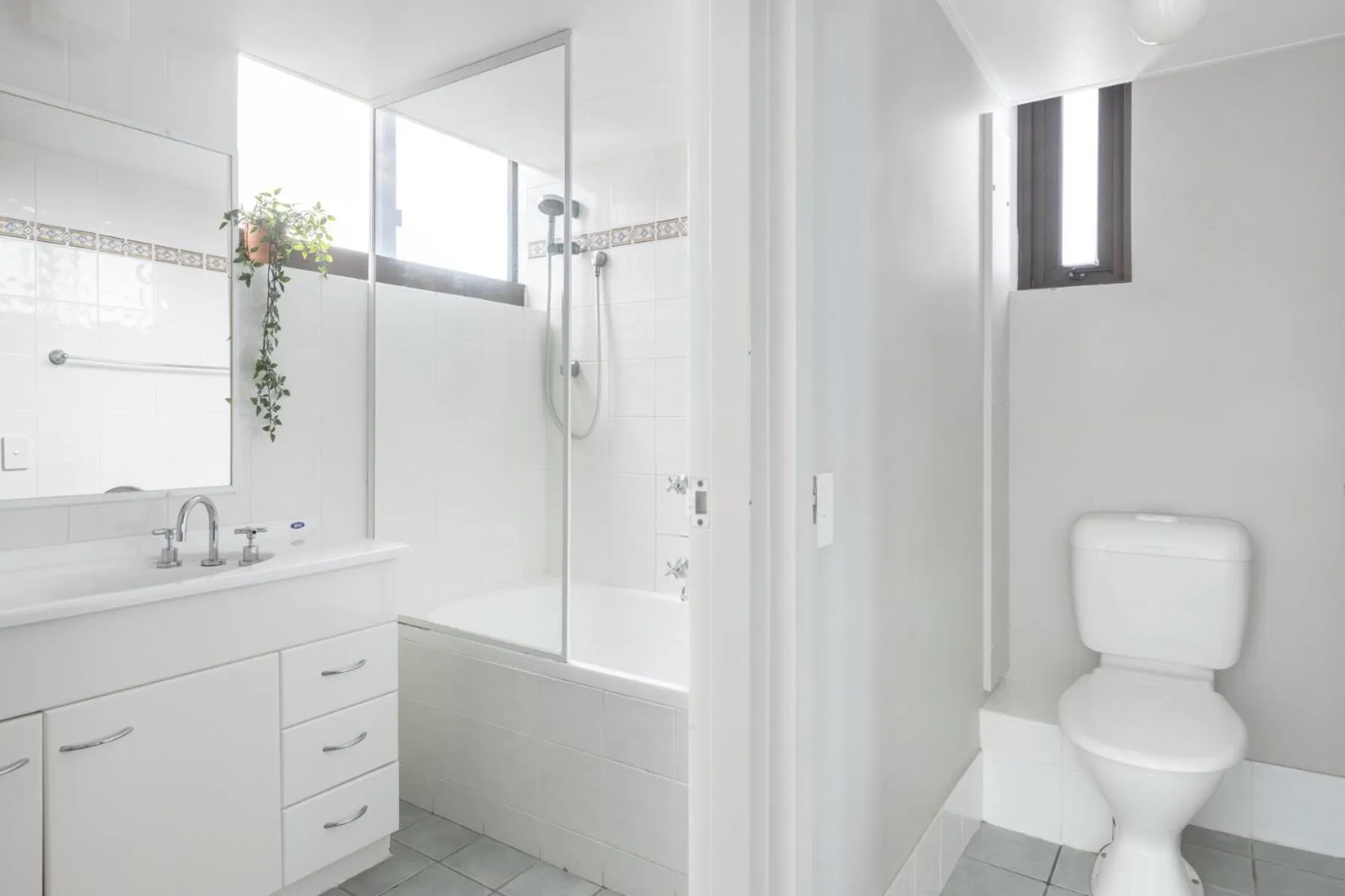 Columbia Beachfront Apartments on Rainbow Bay