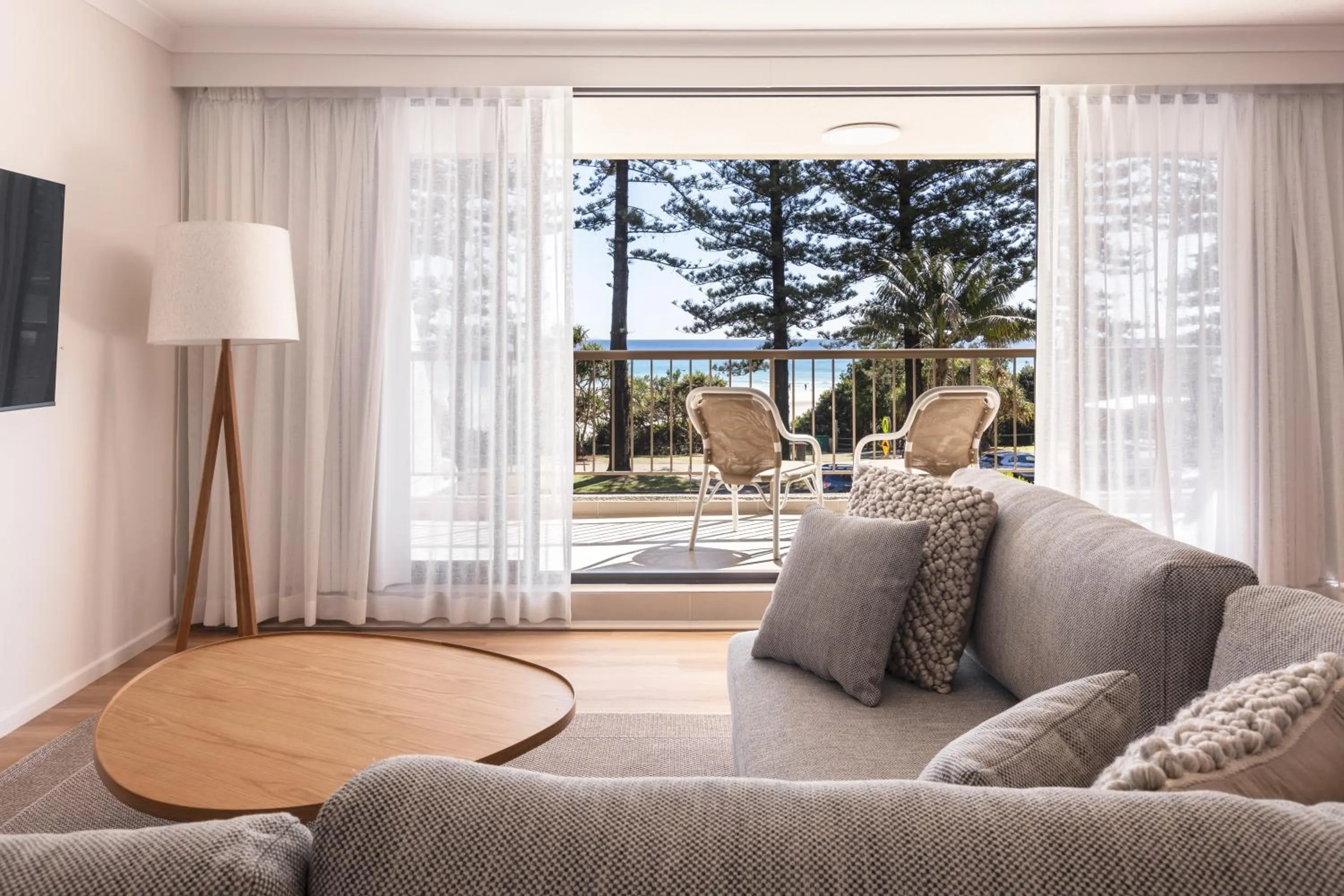 Columbia Beachfront Apartments on Rainbow Bay