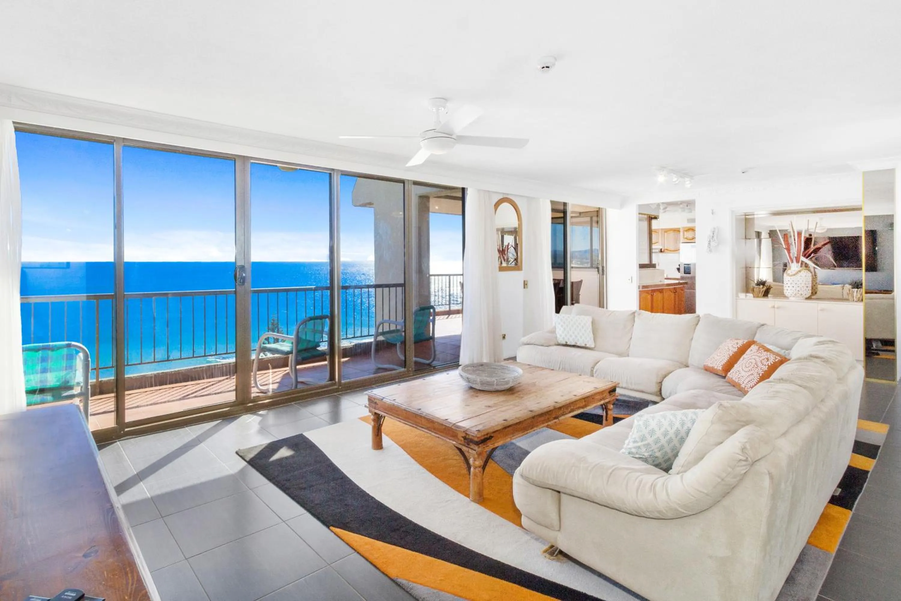 Columbia Beachfront Apartments on Rainbow Bay