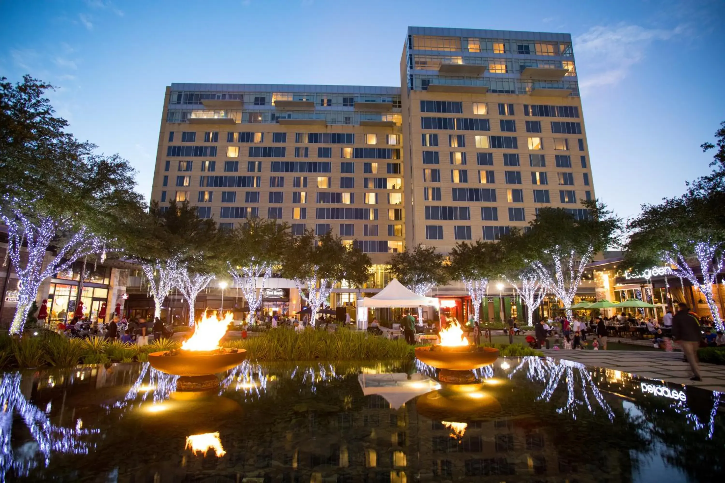 Property building in The Moran CITYCENTRE Property building in The Moran CITYCENTRE