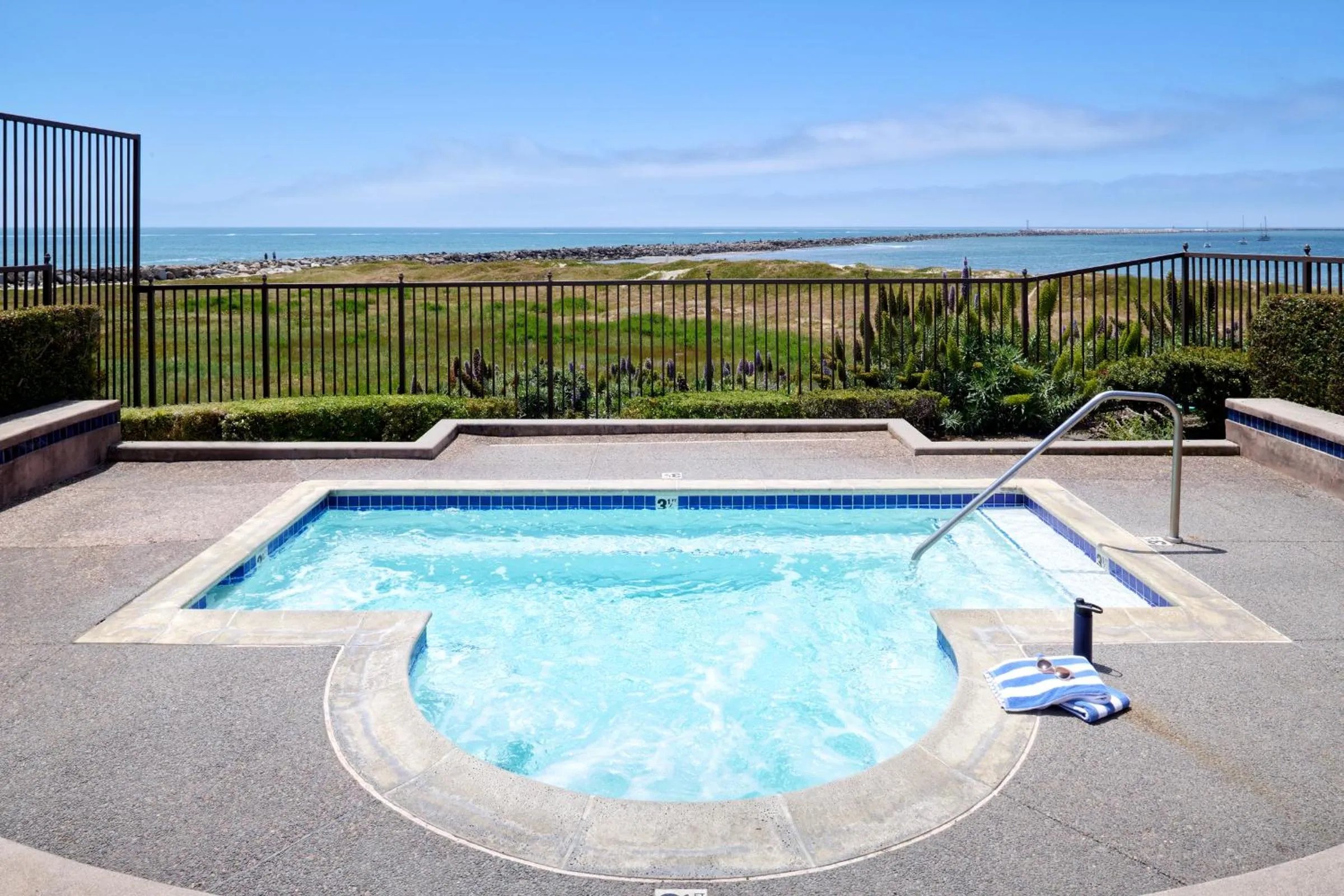 Hot Tub in Beach House Half Moon Bay