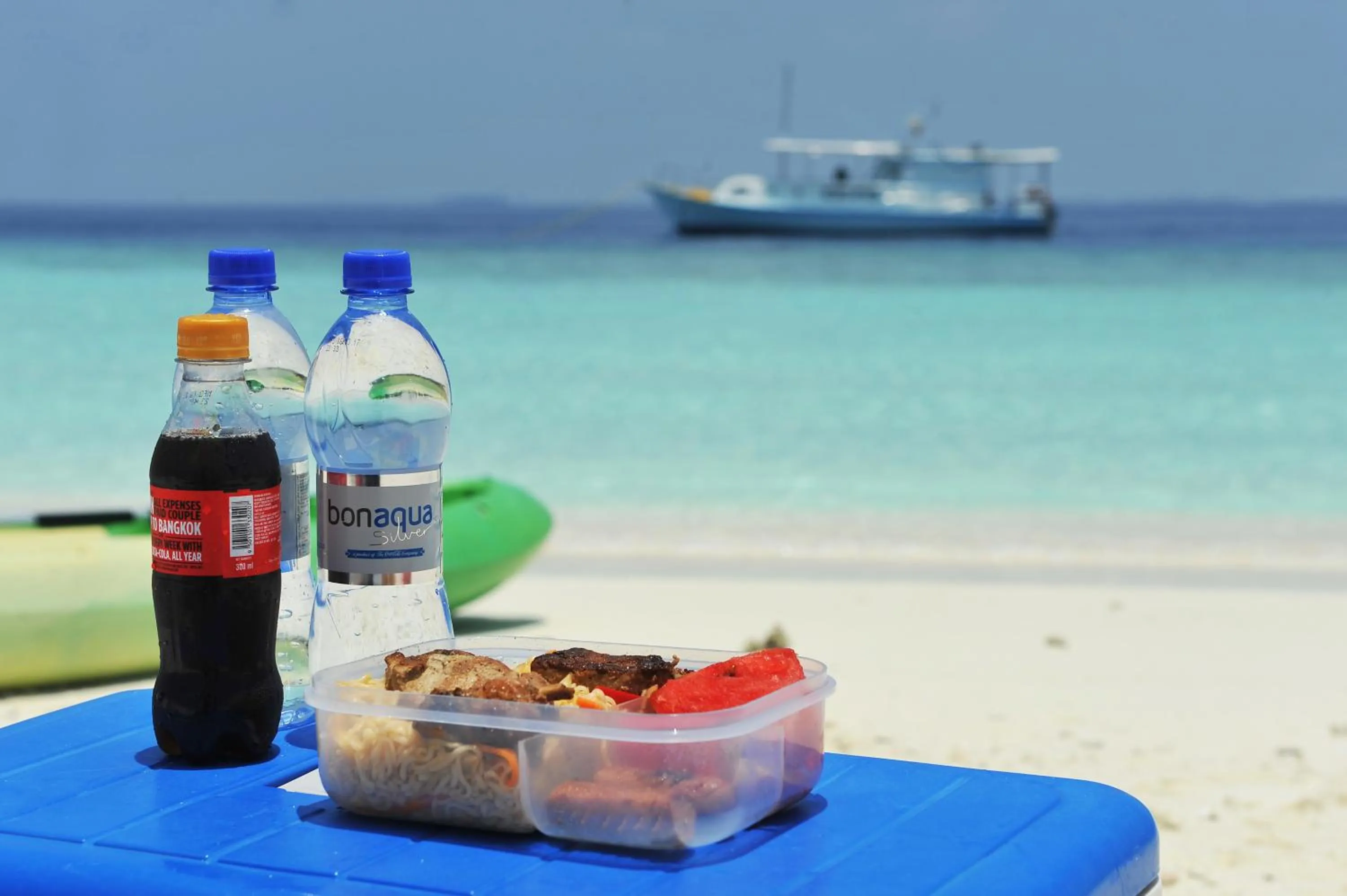 Turquoise Residence by UI