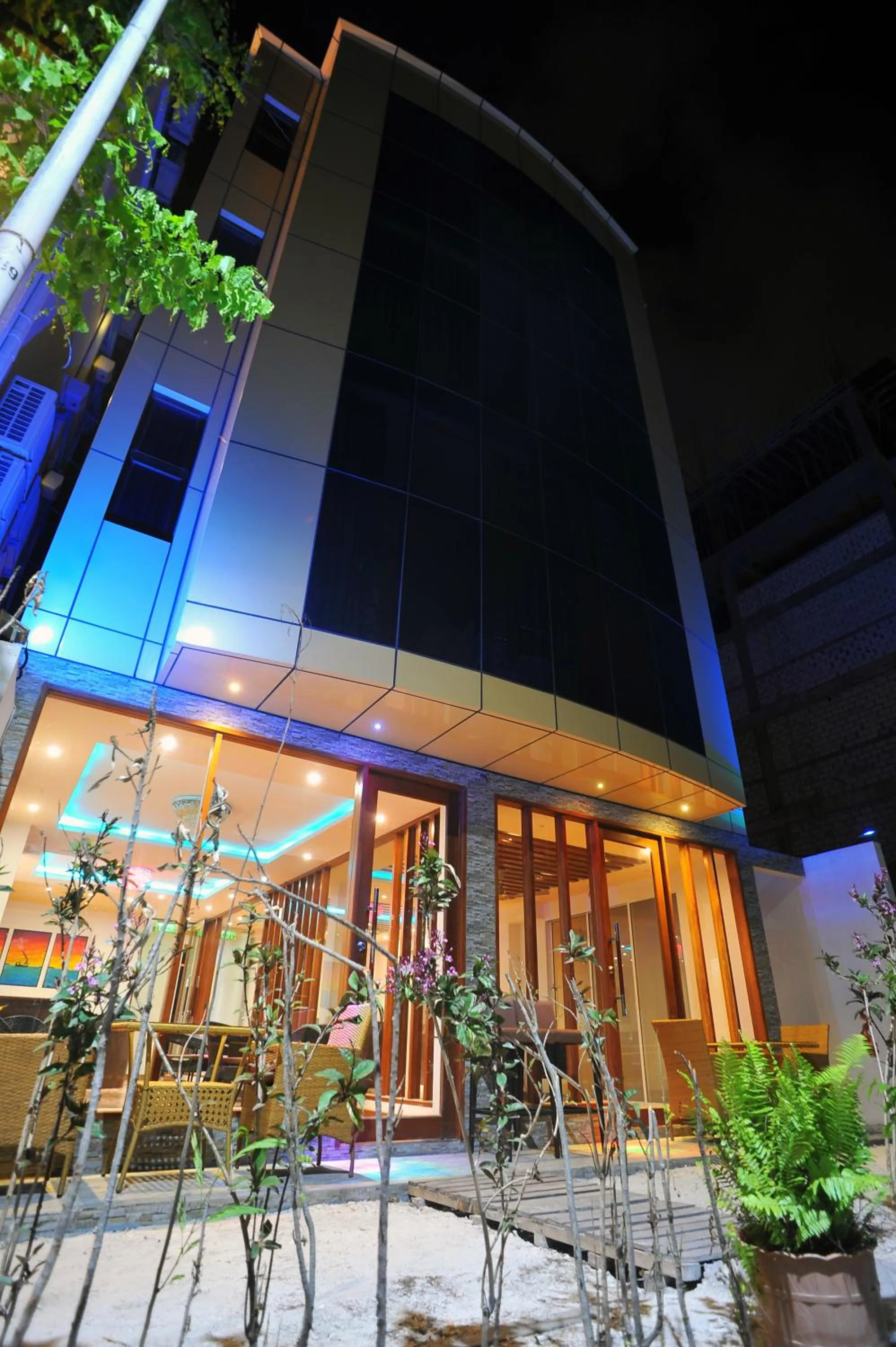 Turquoise Residence by UI