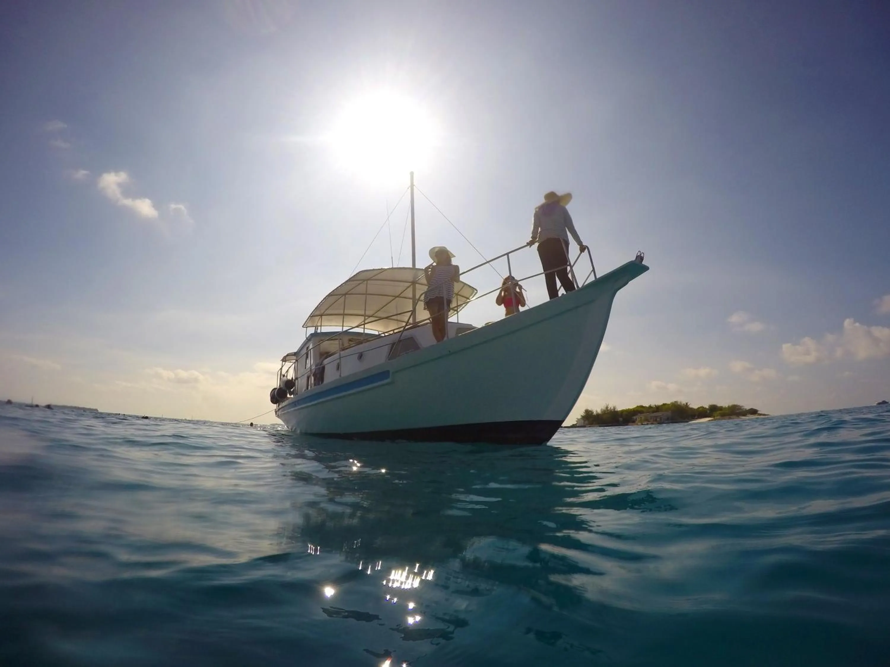 Turquoise Residence by UI