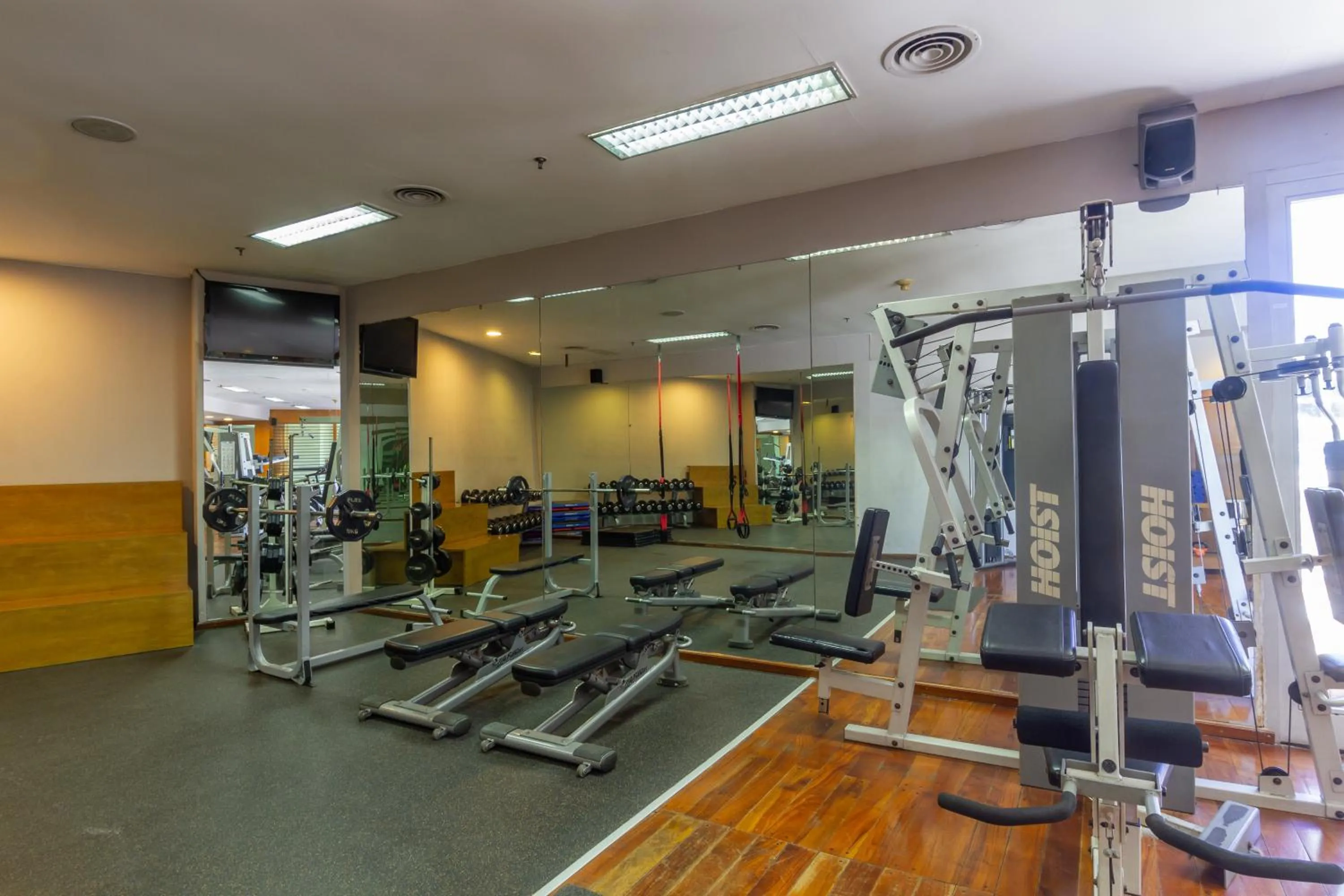 Fitness centre/facilities in Quinto Centenario Hotel