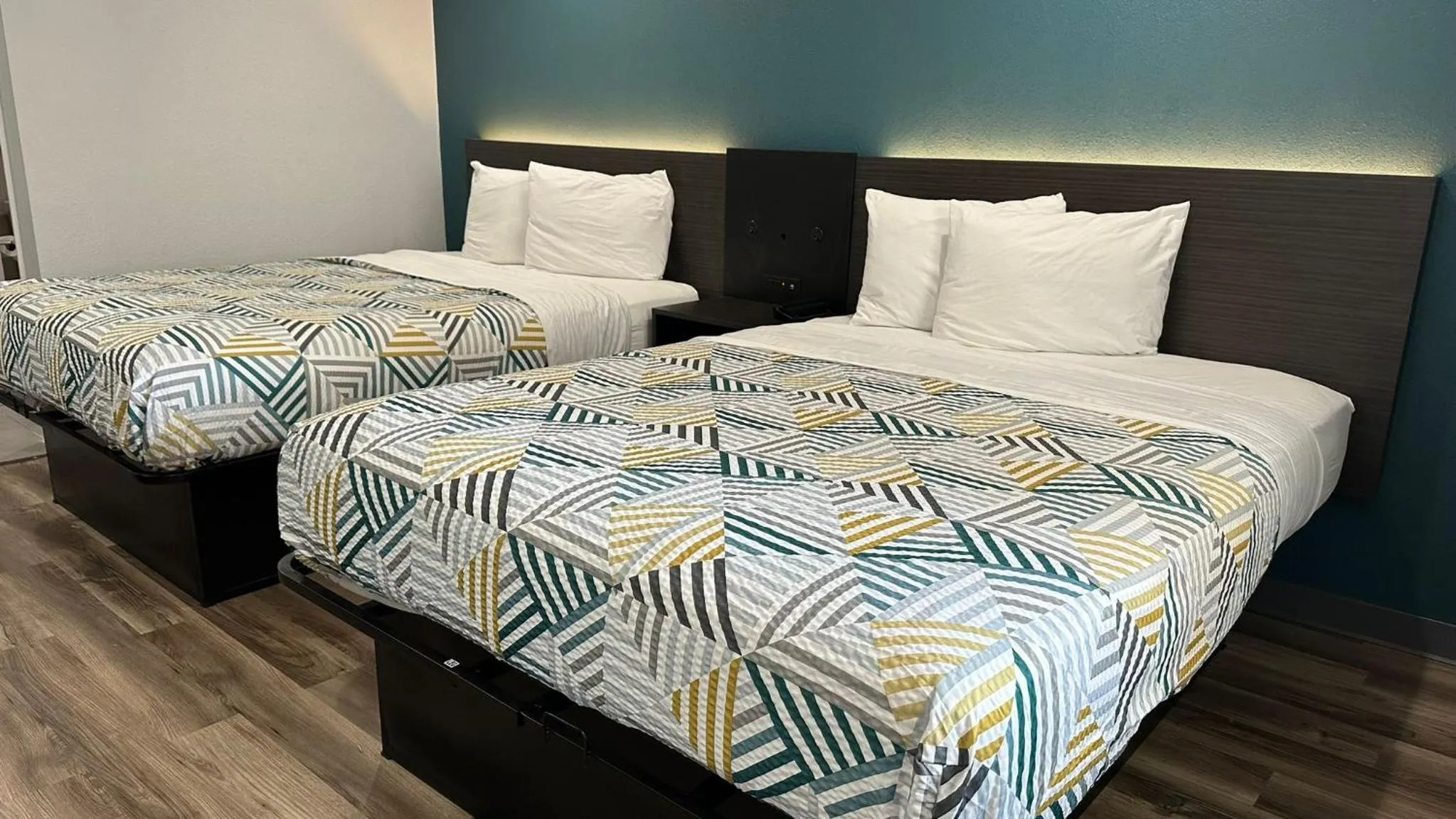 Bed in Studio 6 Suites San Ysidro CA San Diego South Bay