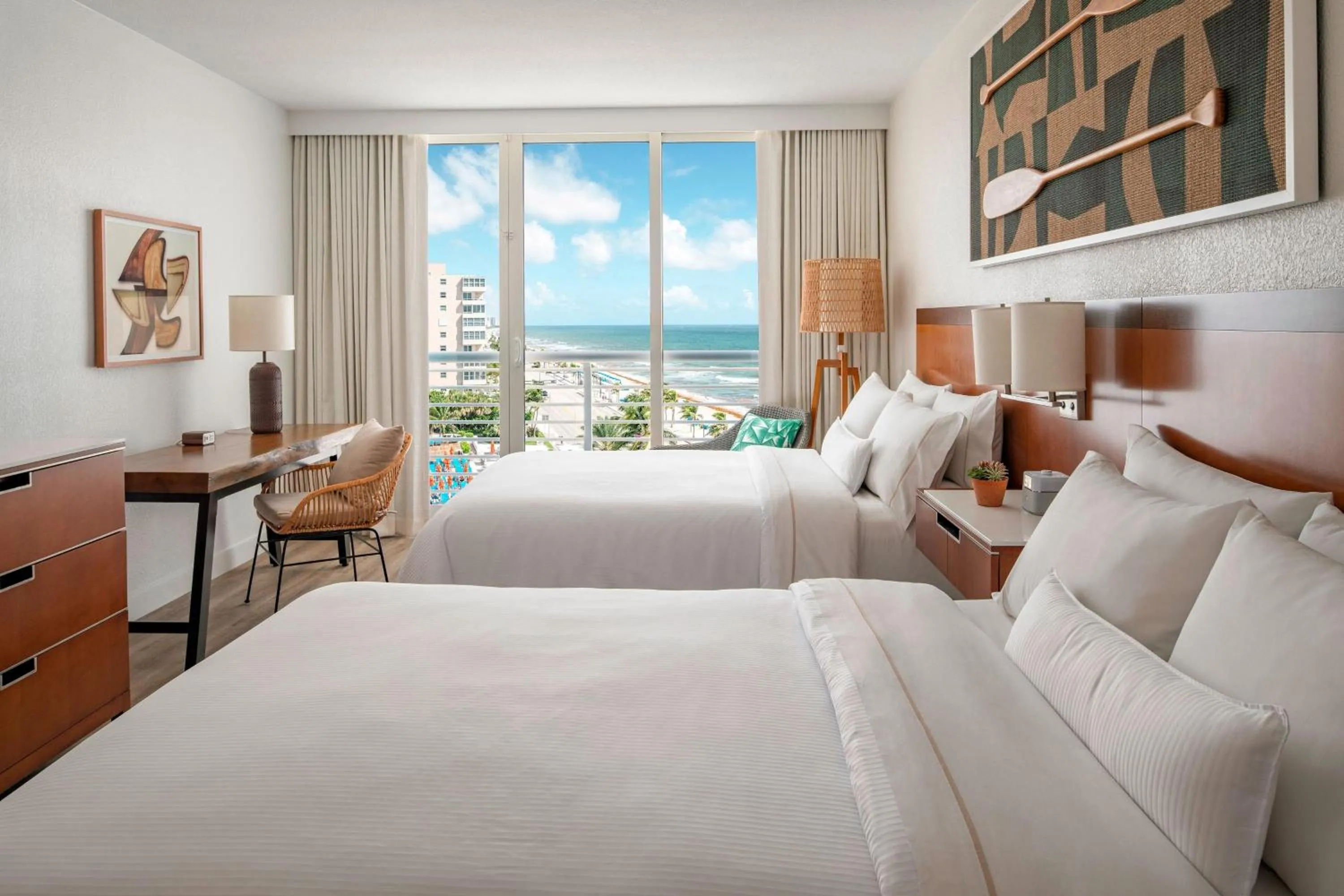 Photo of the whole room, Bed in The Westin Fort Lauderdale Beach Resort