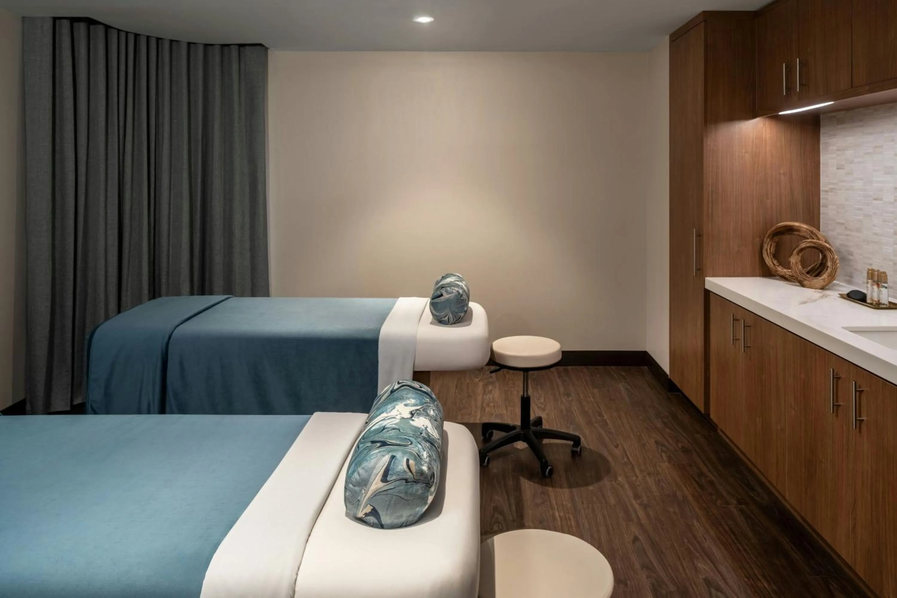 Spa and wellness centre/facilities, Bed in The Westin Fort Lauderdale Beach Resort