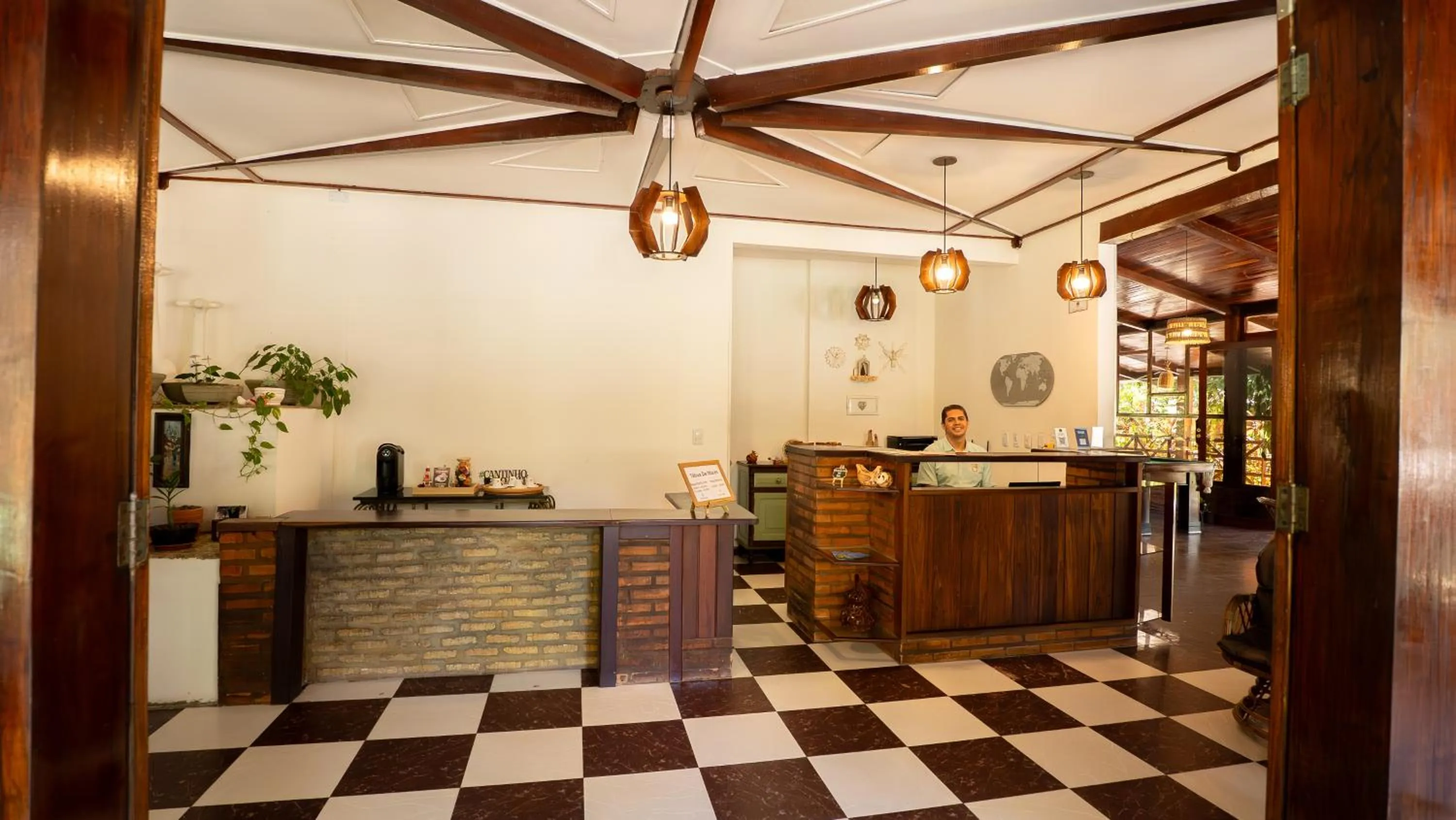 Lobby or reception in Pousada Bicho Preguiça