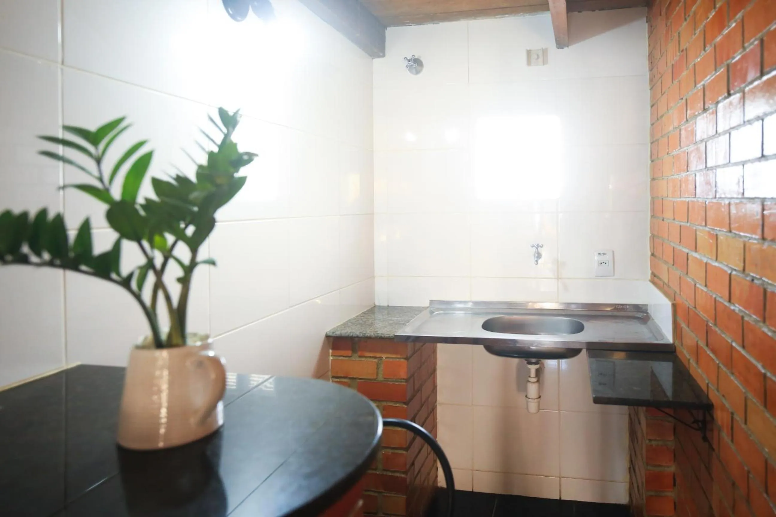 Dining area in Pousada Bicho Preguiça