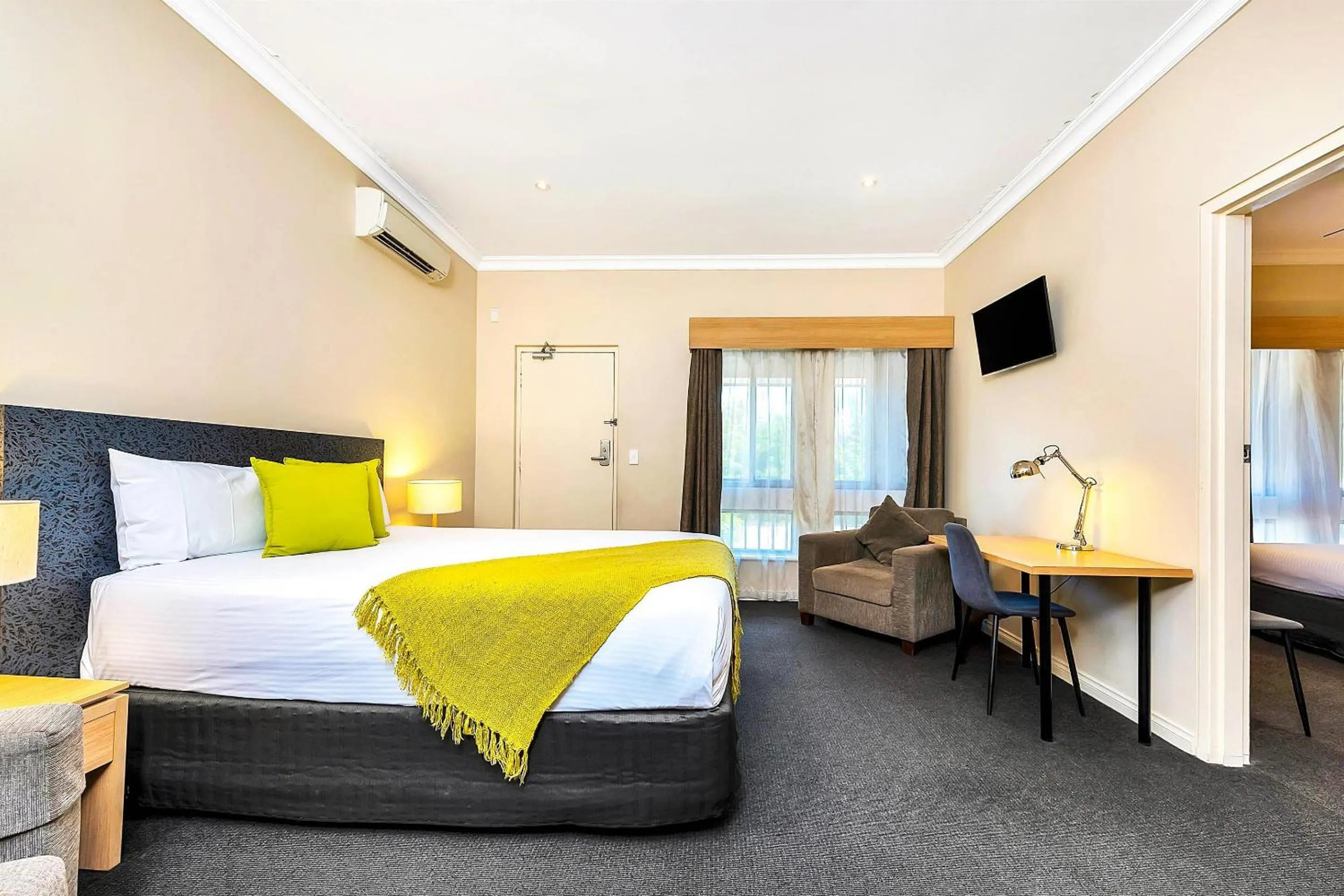 Bedroom, Bed in Comfort Inn & Suites Sombrero