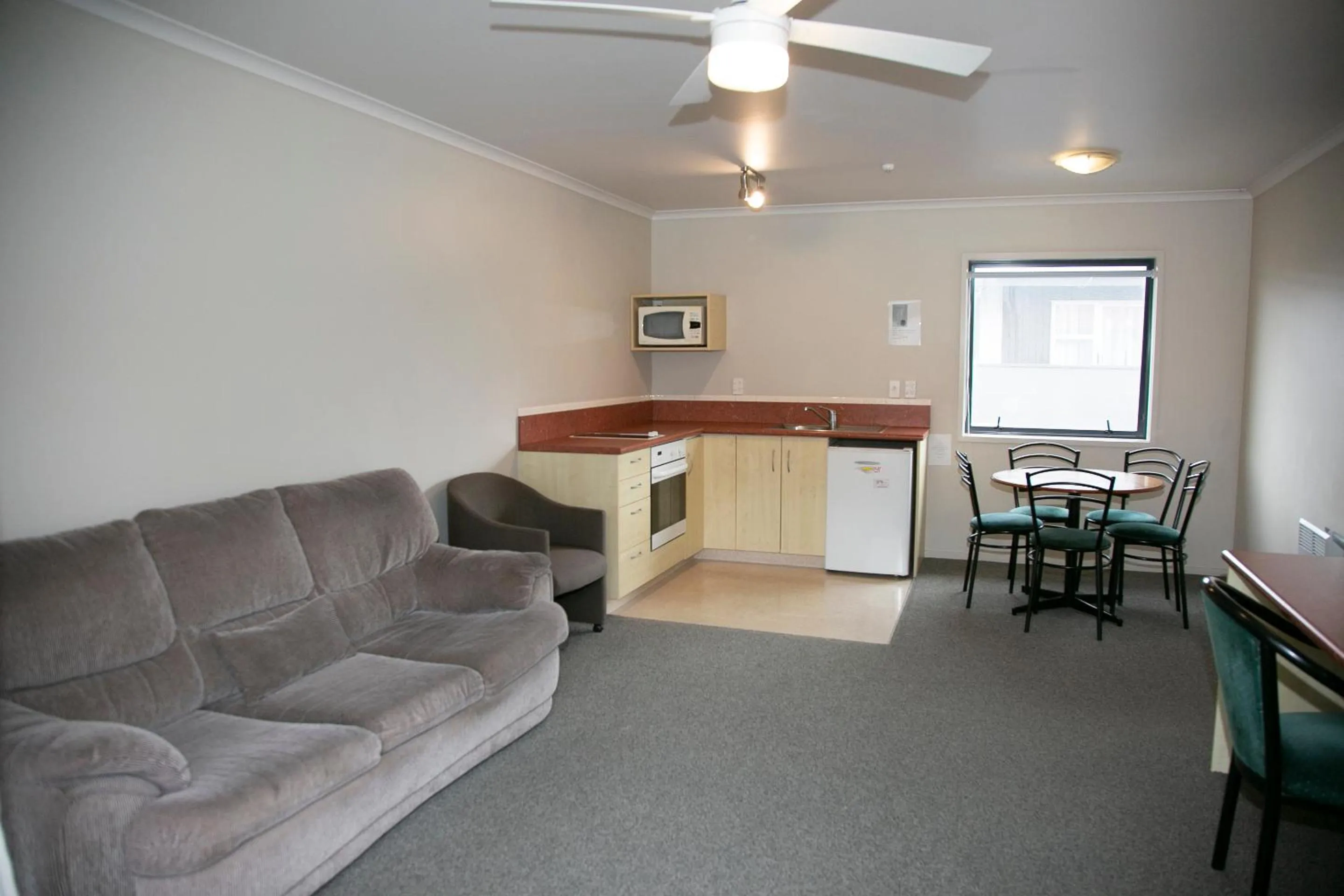 Living room in Bella Vista Motel Hamilton