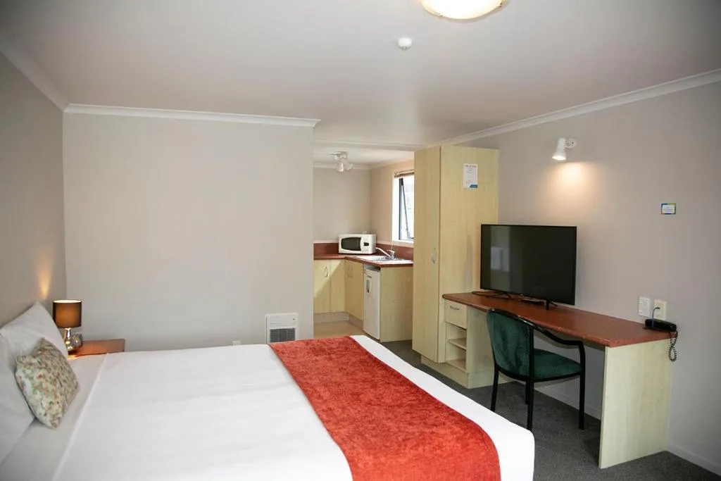 Bed in Bella Vista Motel Hamilton