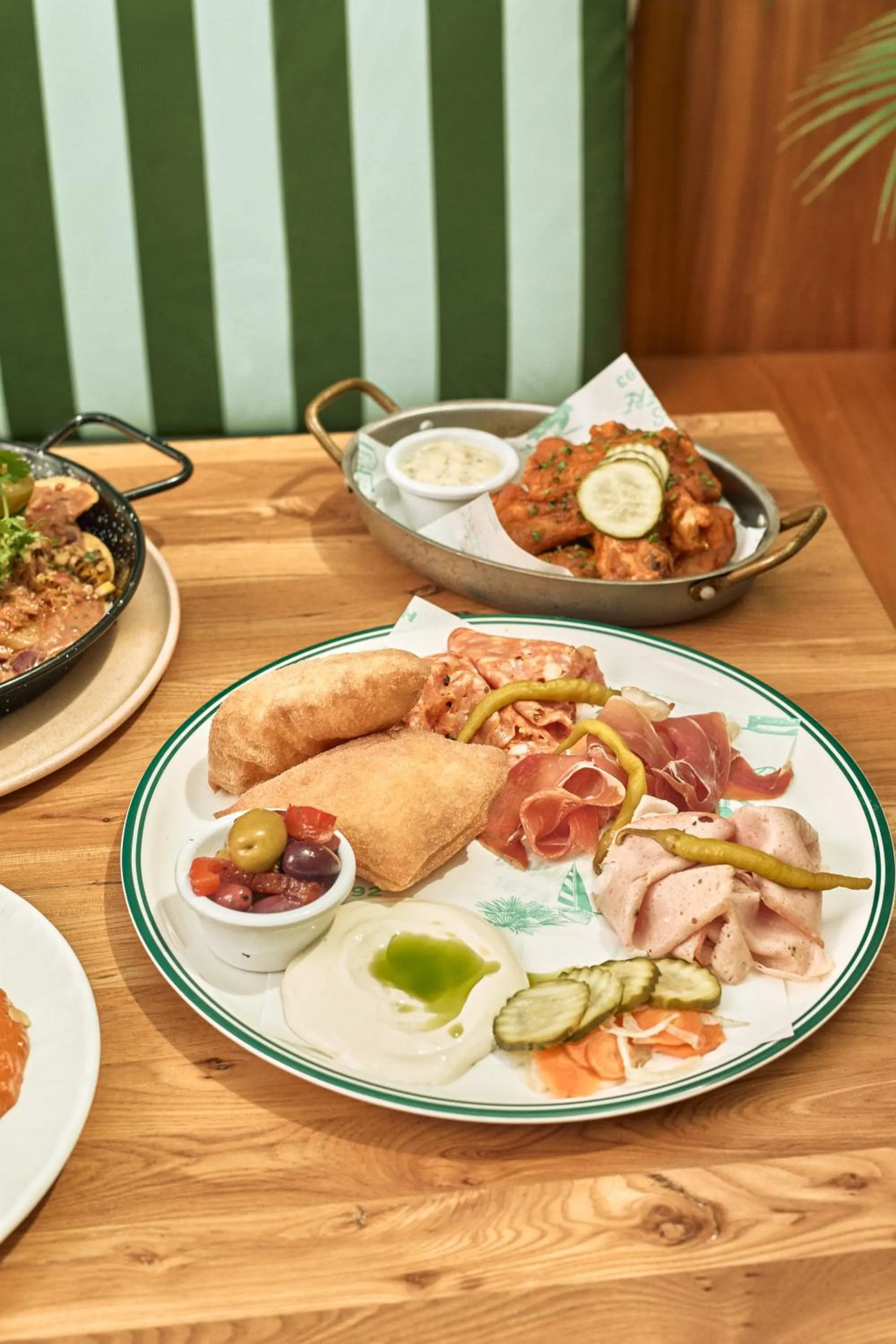 Lunch in Coogee Bay Boutique Hotel