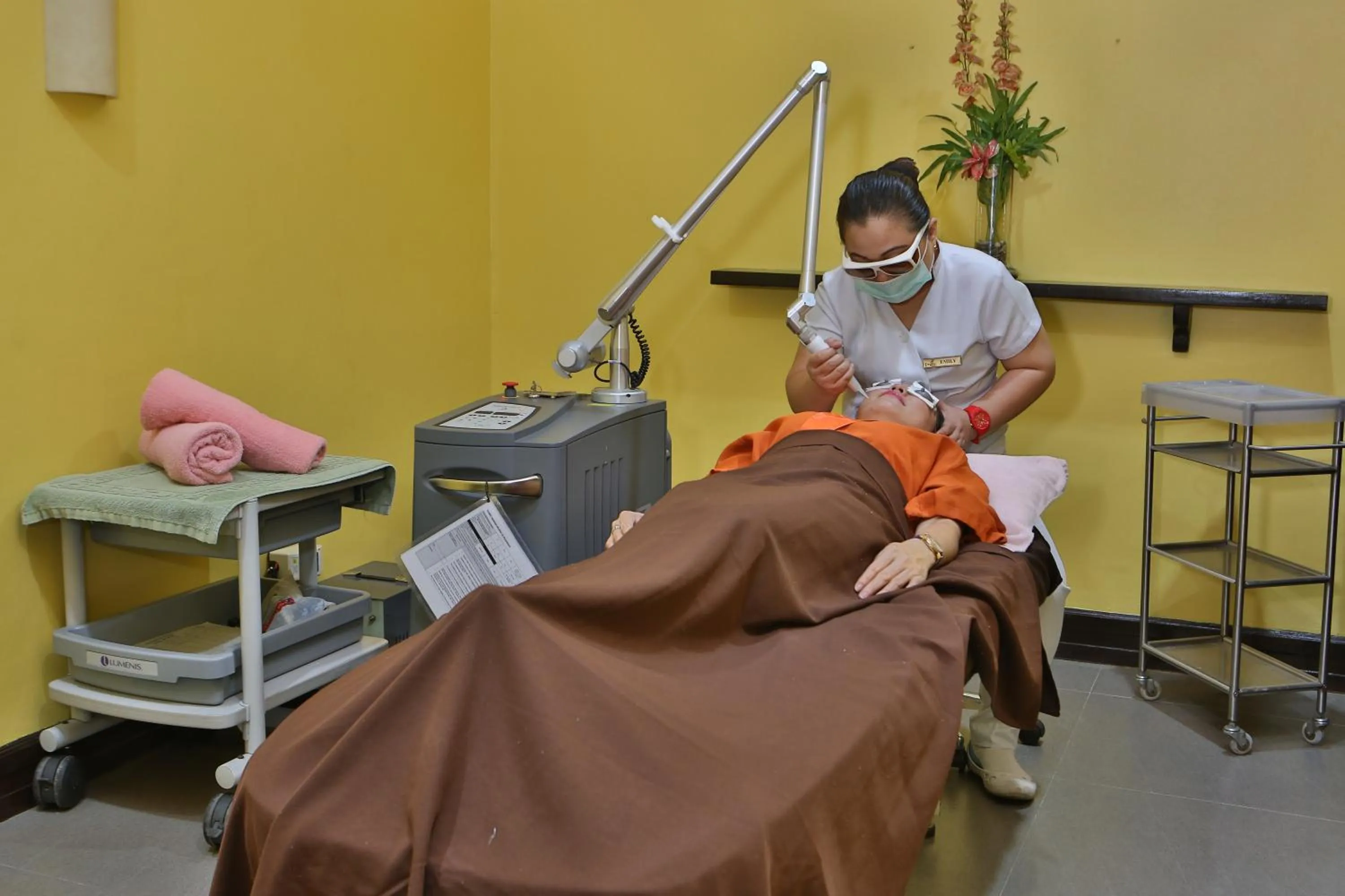 Spa and wellness centre/facilities in Crown Regency Hotel & Towers