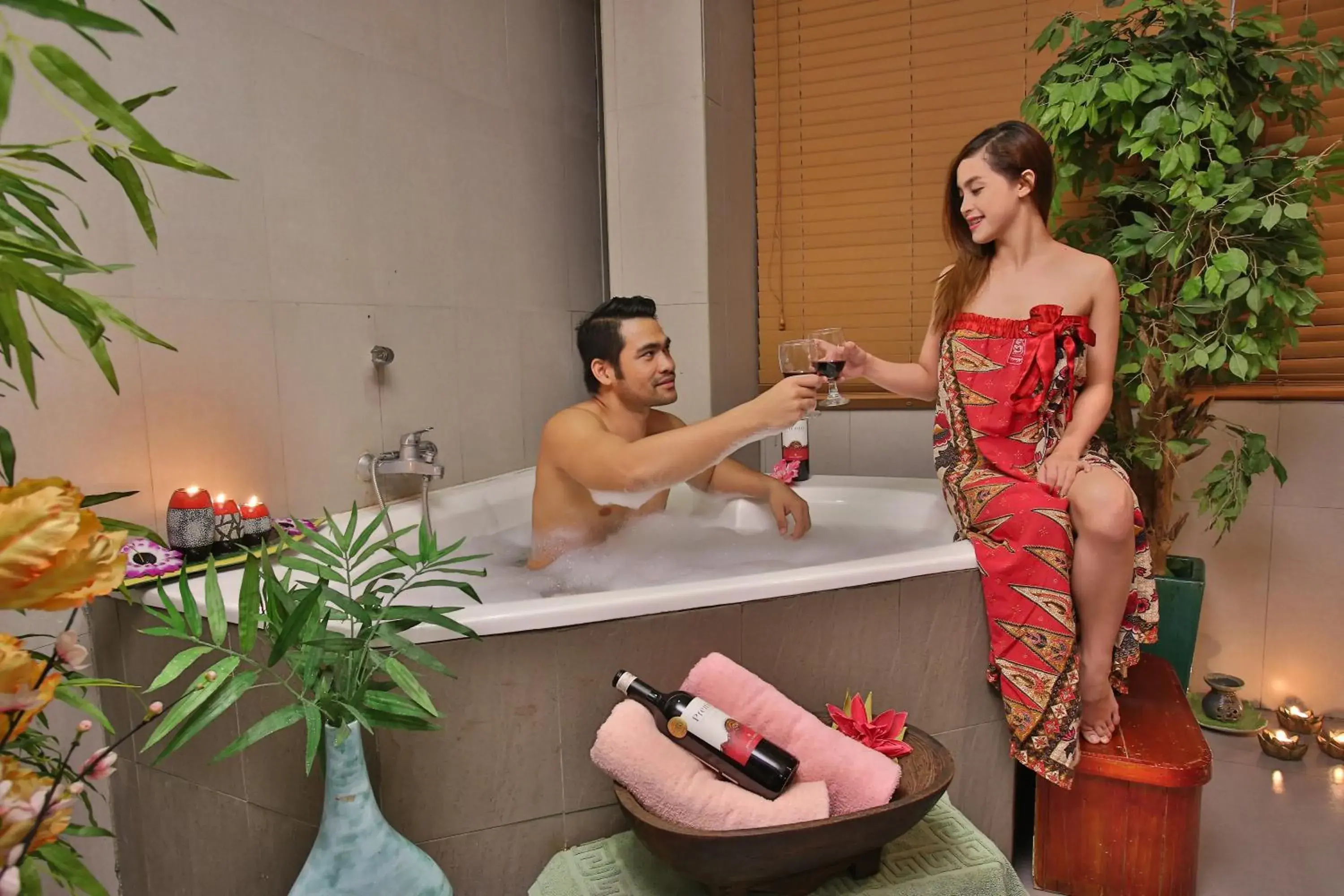 Spa and wellness centre/facilities in Crown Regency Hotel & Towers Spa and wellness centre/facilities in Crown Regency Hotel & Towers