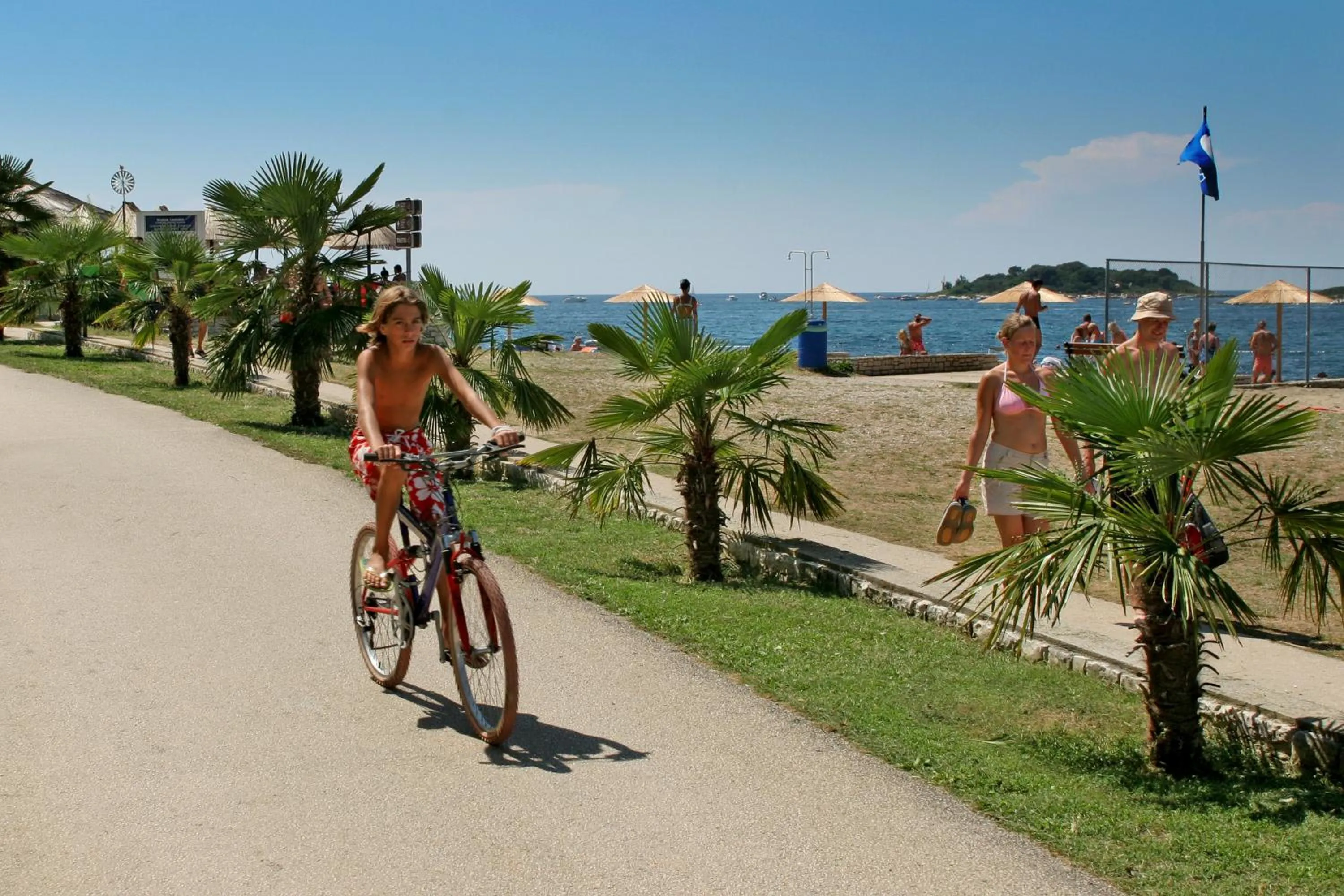 Cycling in Mobile Homes Comfort ELBA Zelena Laguna