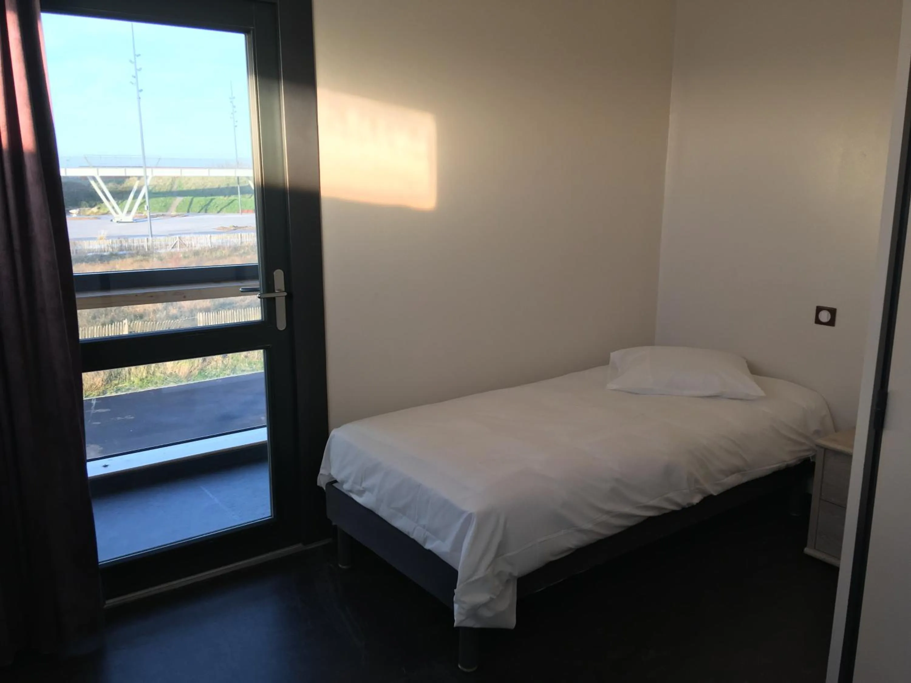 Bedroom, Bed in Auberge de jeunesse L'Escale