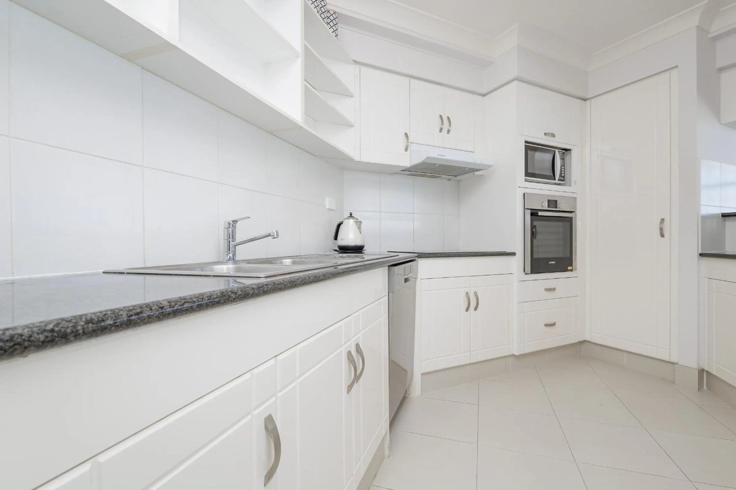 Burleigh Surf Apartments