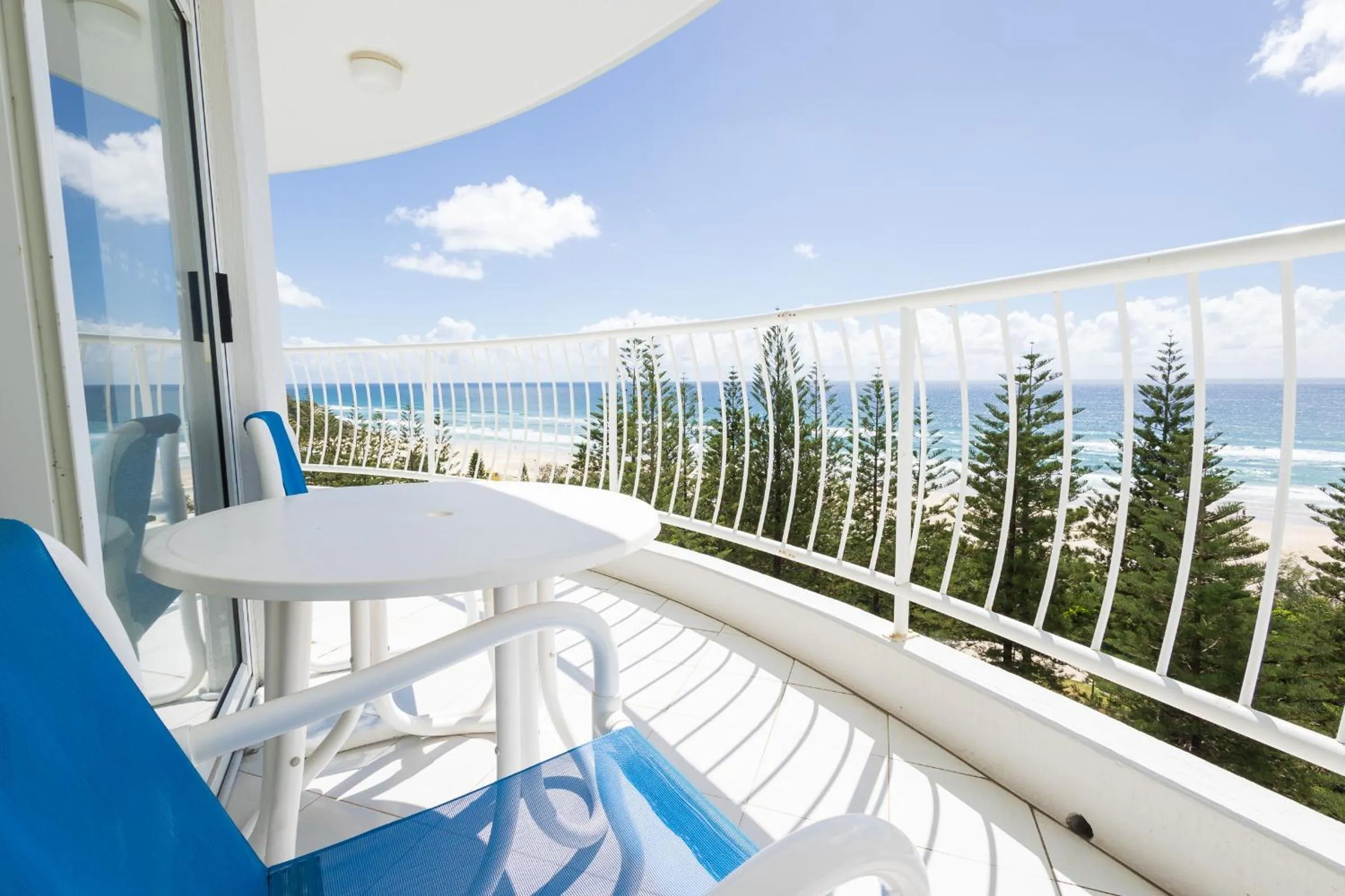 Burleigh Surf Apartments