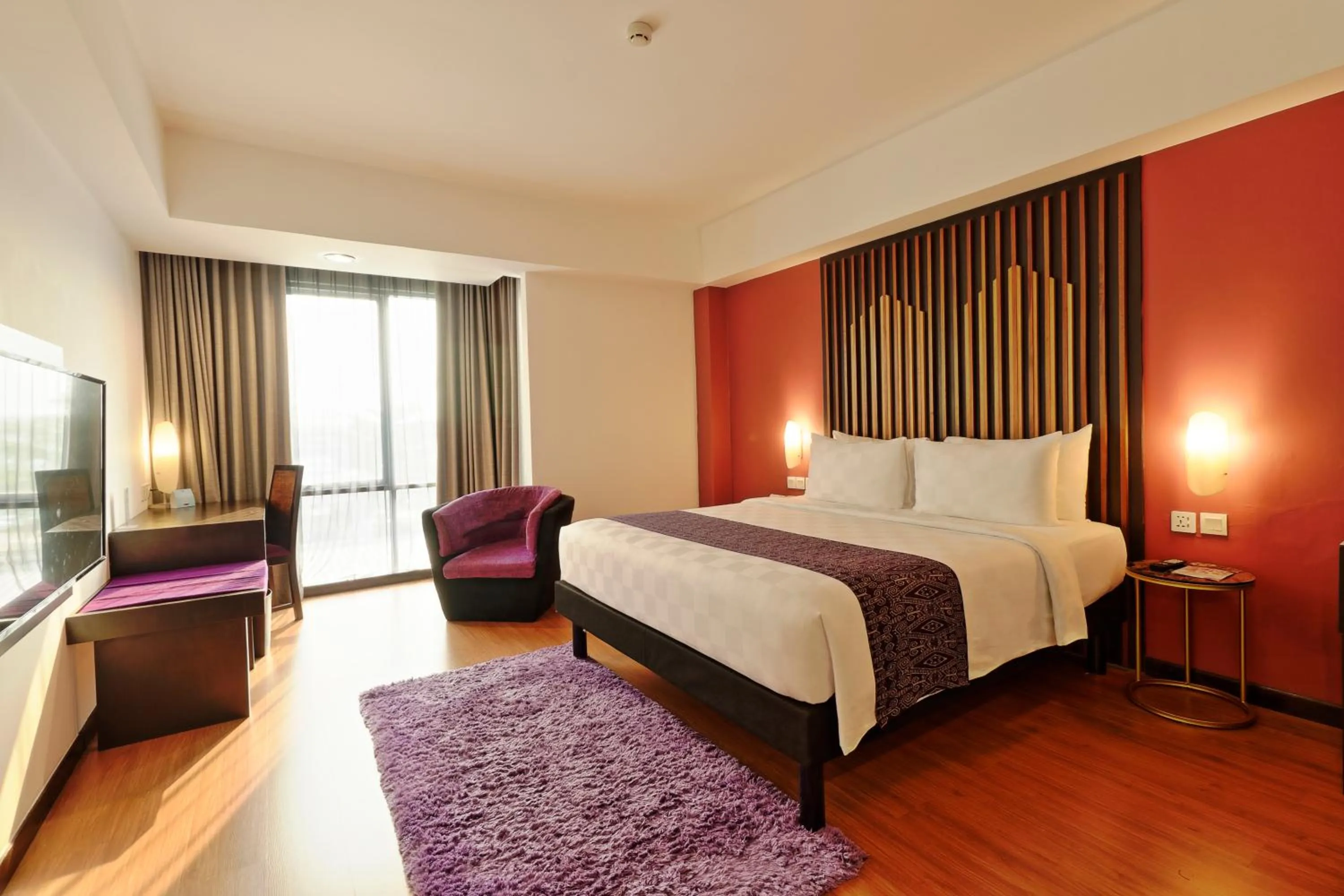 Bed in Mercure Pontianak City Center