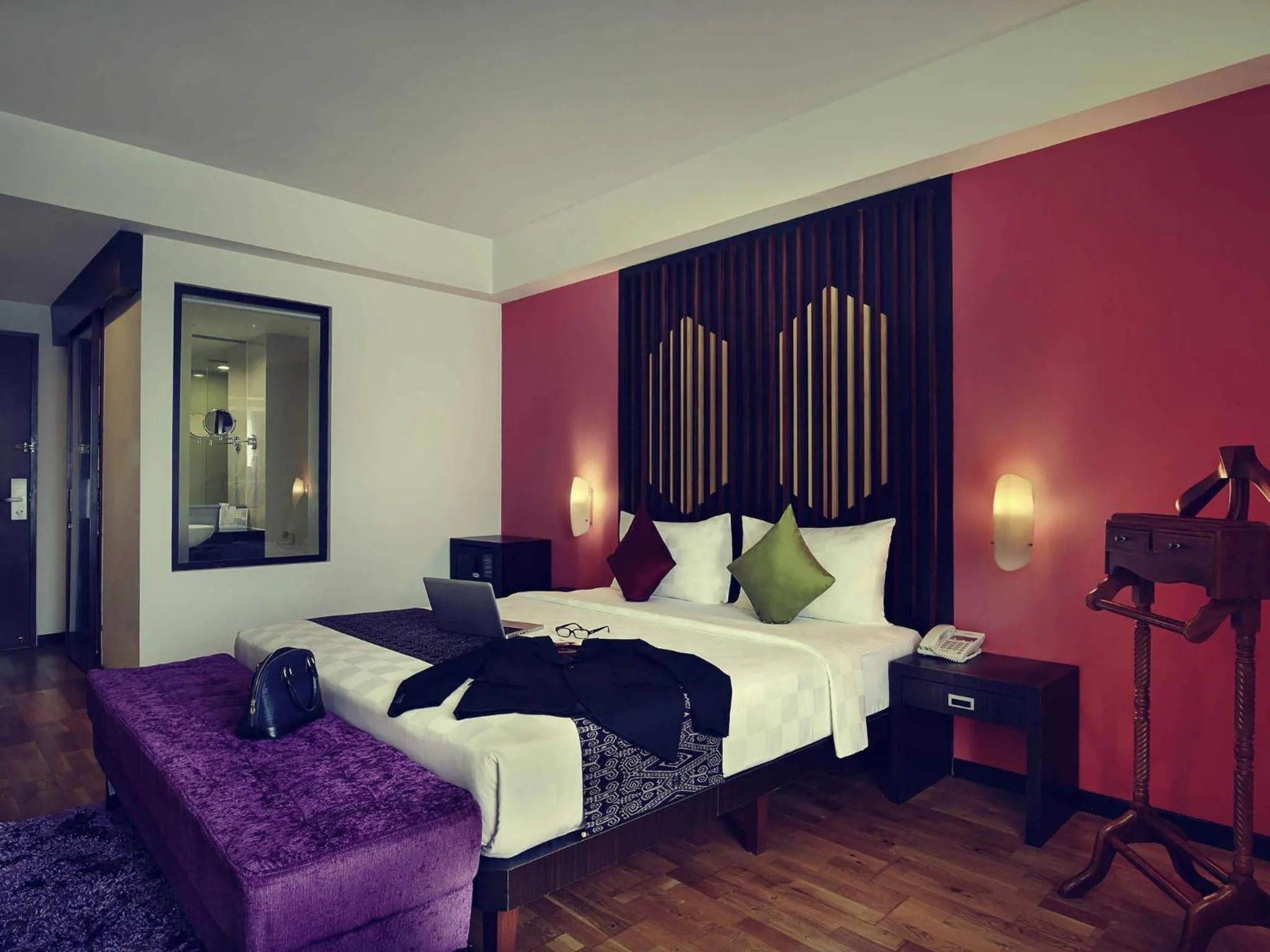 Bedroom, Bed in Mercure Pontianak City Center