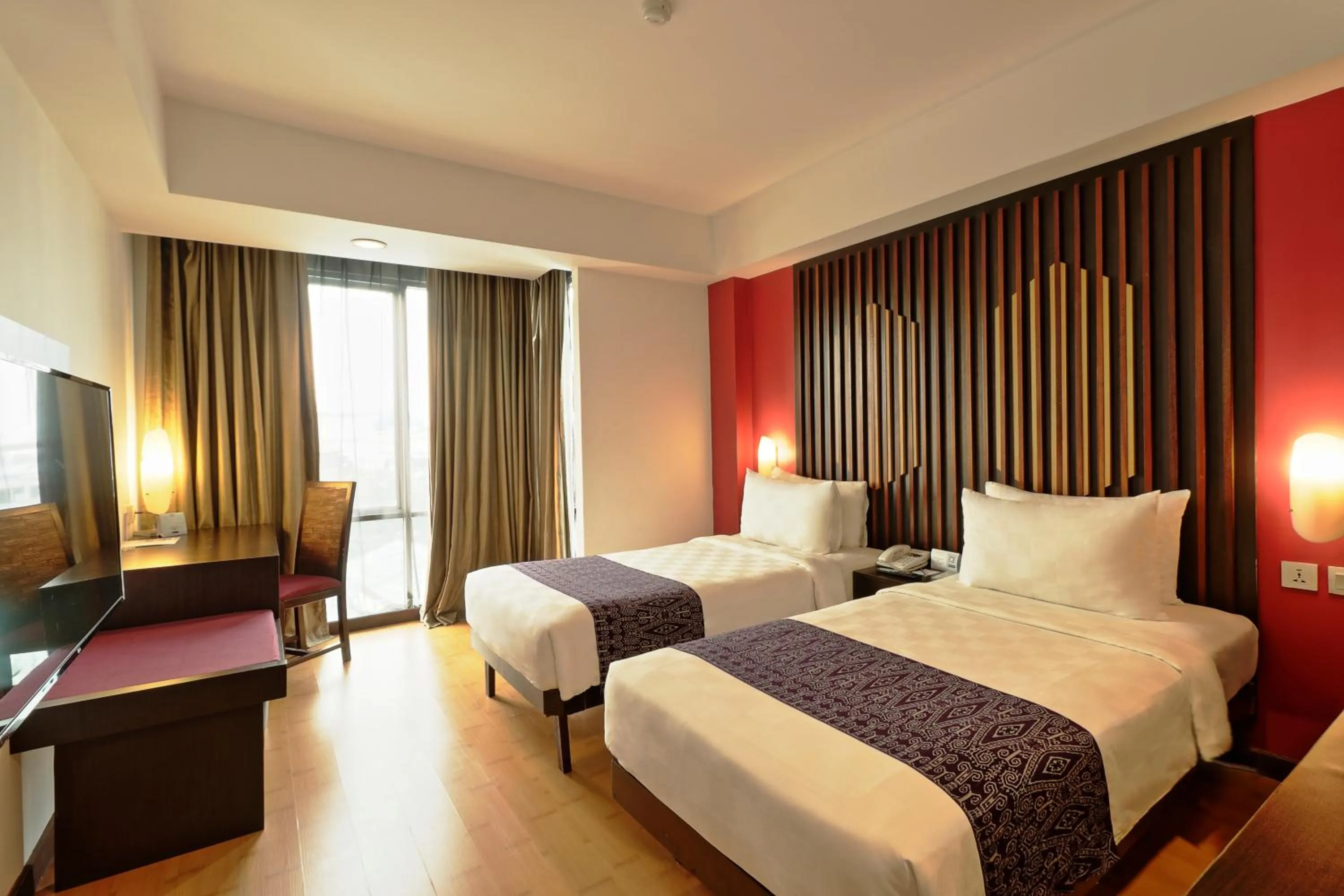 Bed in Mercure Pontianak City Center