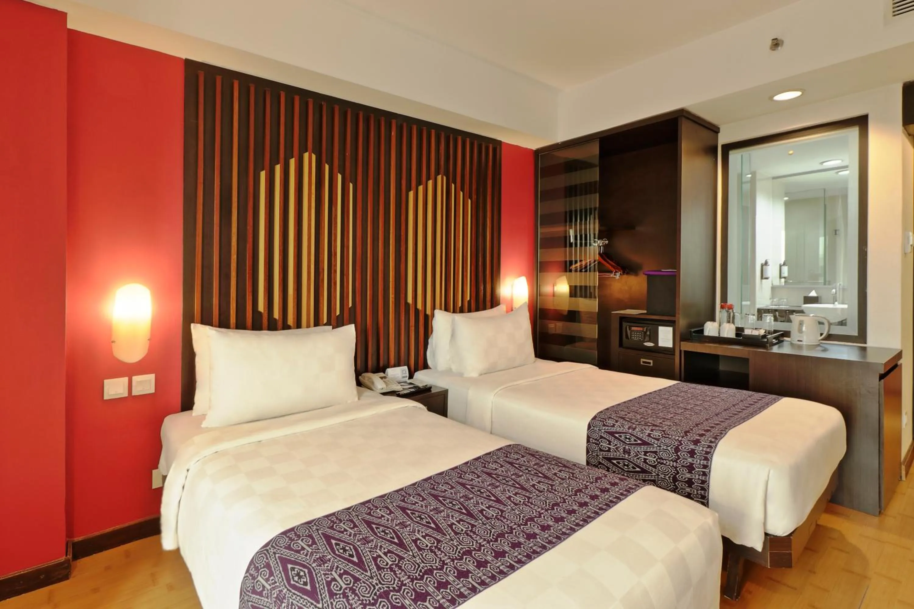 Bed in Mercure Pontianak City Center