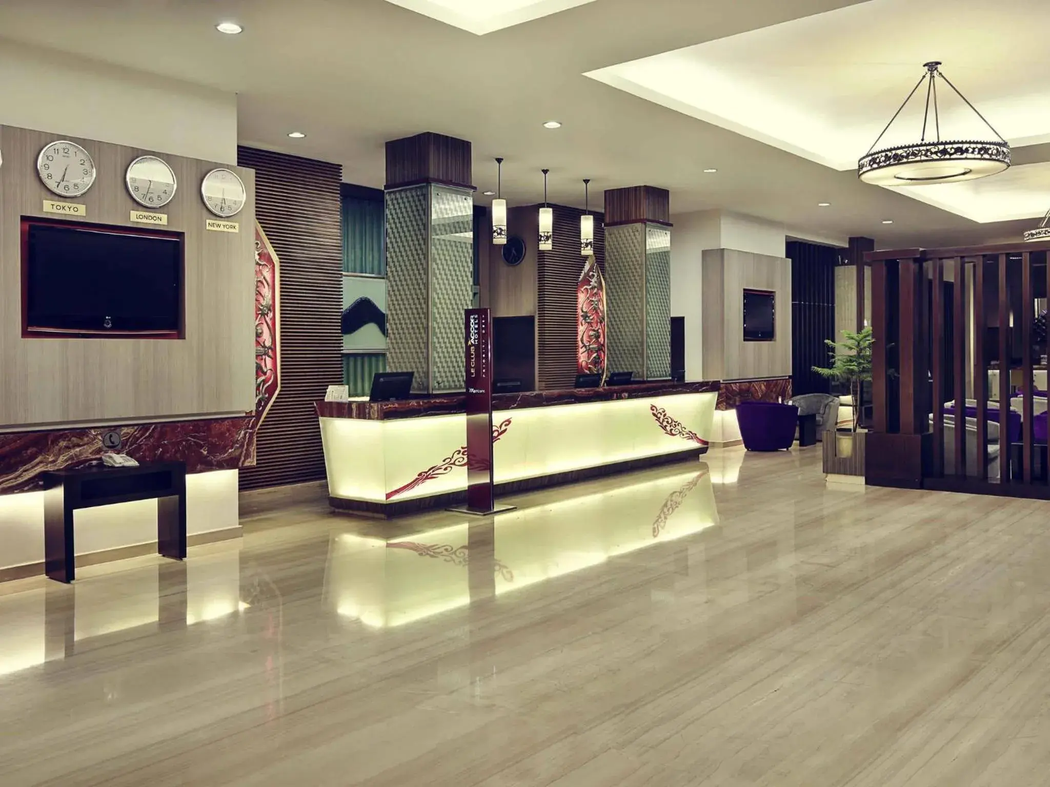 Property building in Mercure Pontianak City Center Property building in Mercure Pontianak City Center