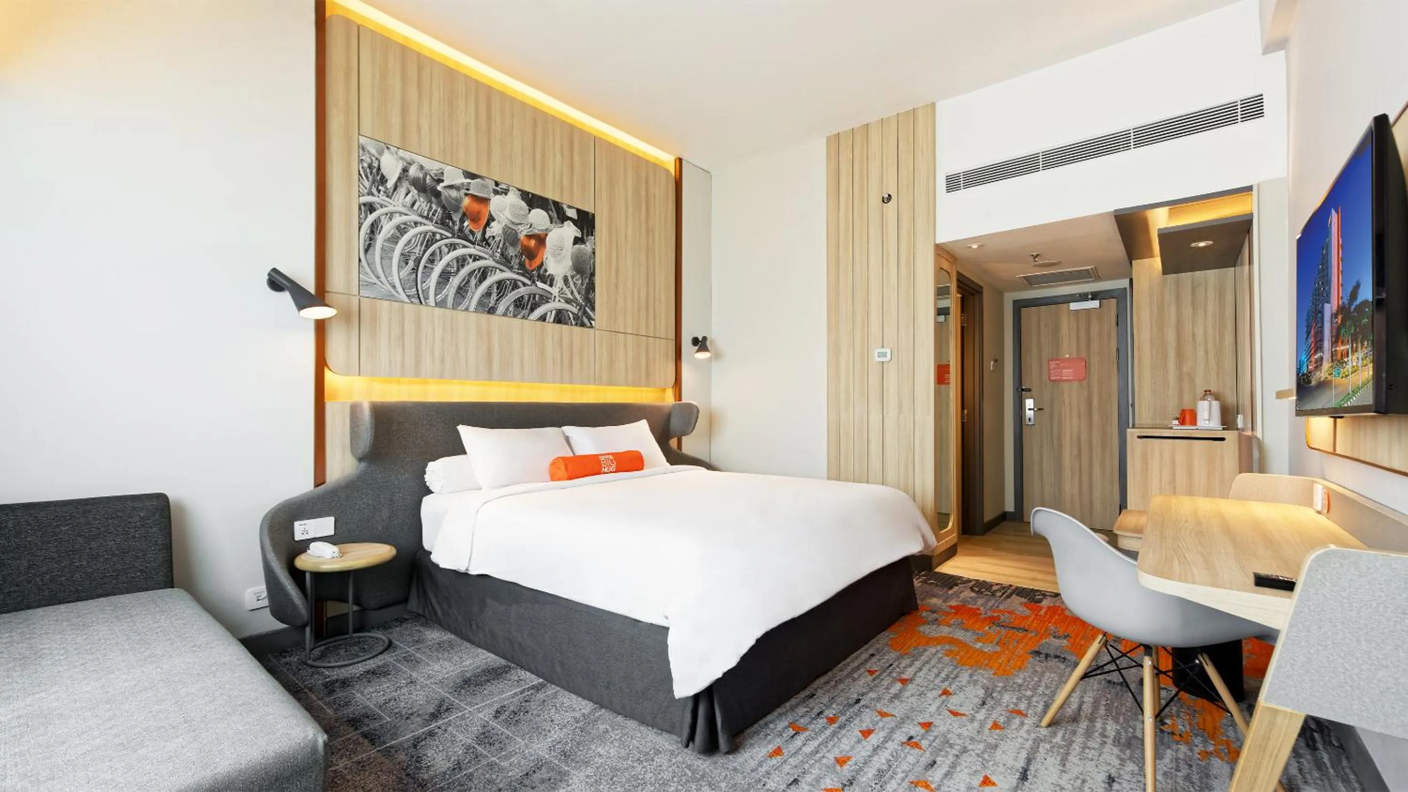 Bedroom, Bed in HARRIS Hotel and Conventions Kelapa Gading Jakarta